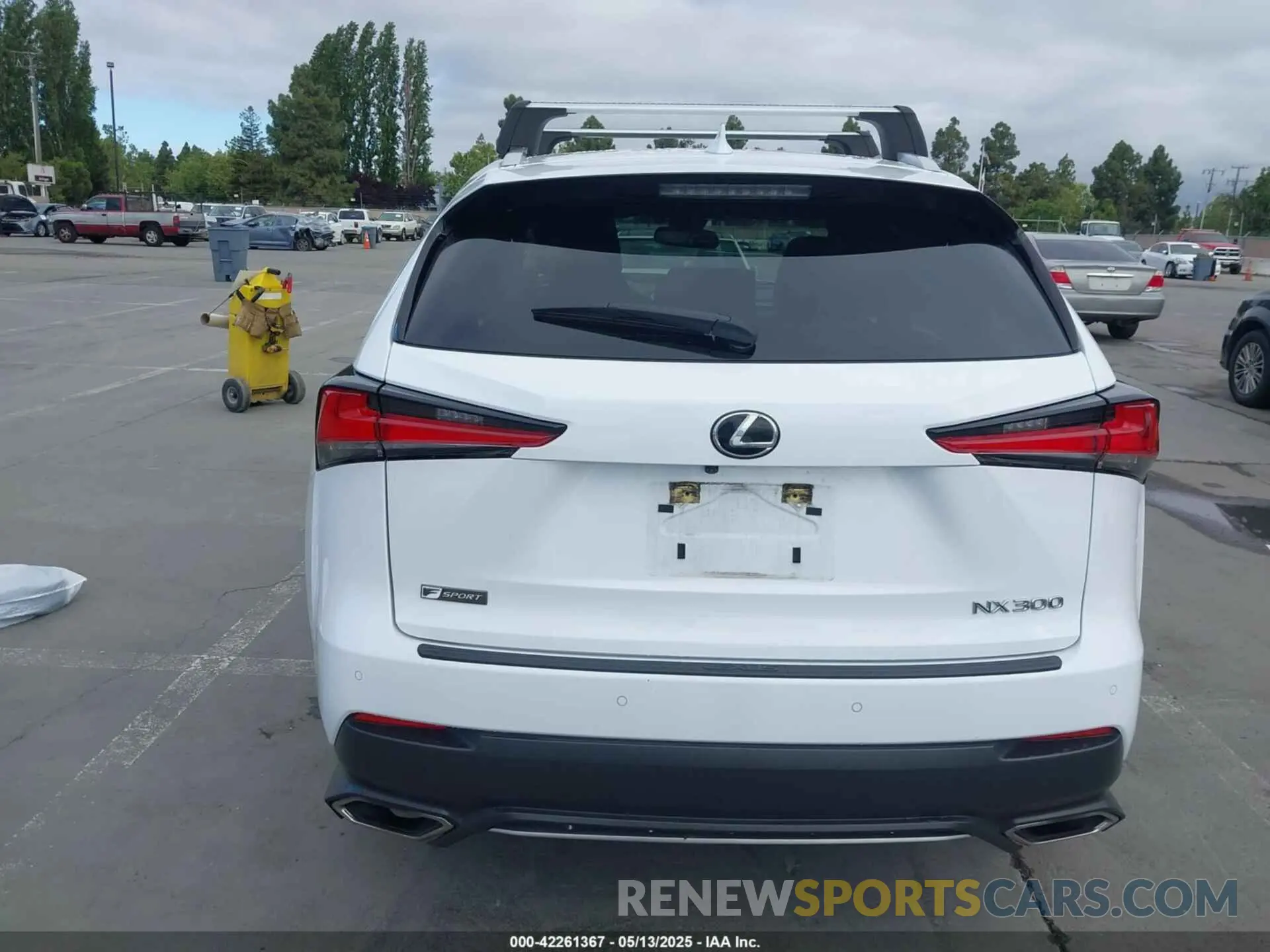 16 Photograph of a damaged car JTJSARBZ0L5014474 LEXUS NX 300 2020