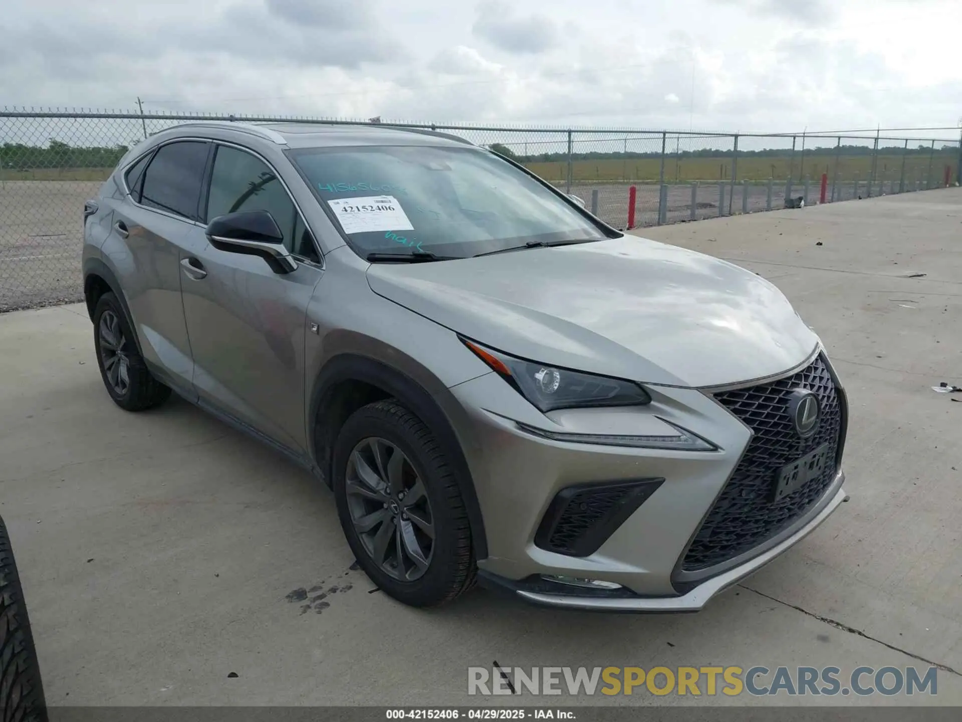 1 Фотография поврежденного автомобиля JTJSARBZ7L5001639 LEXUS NX 300 2020