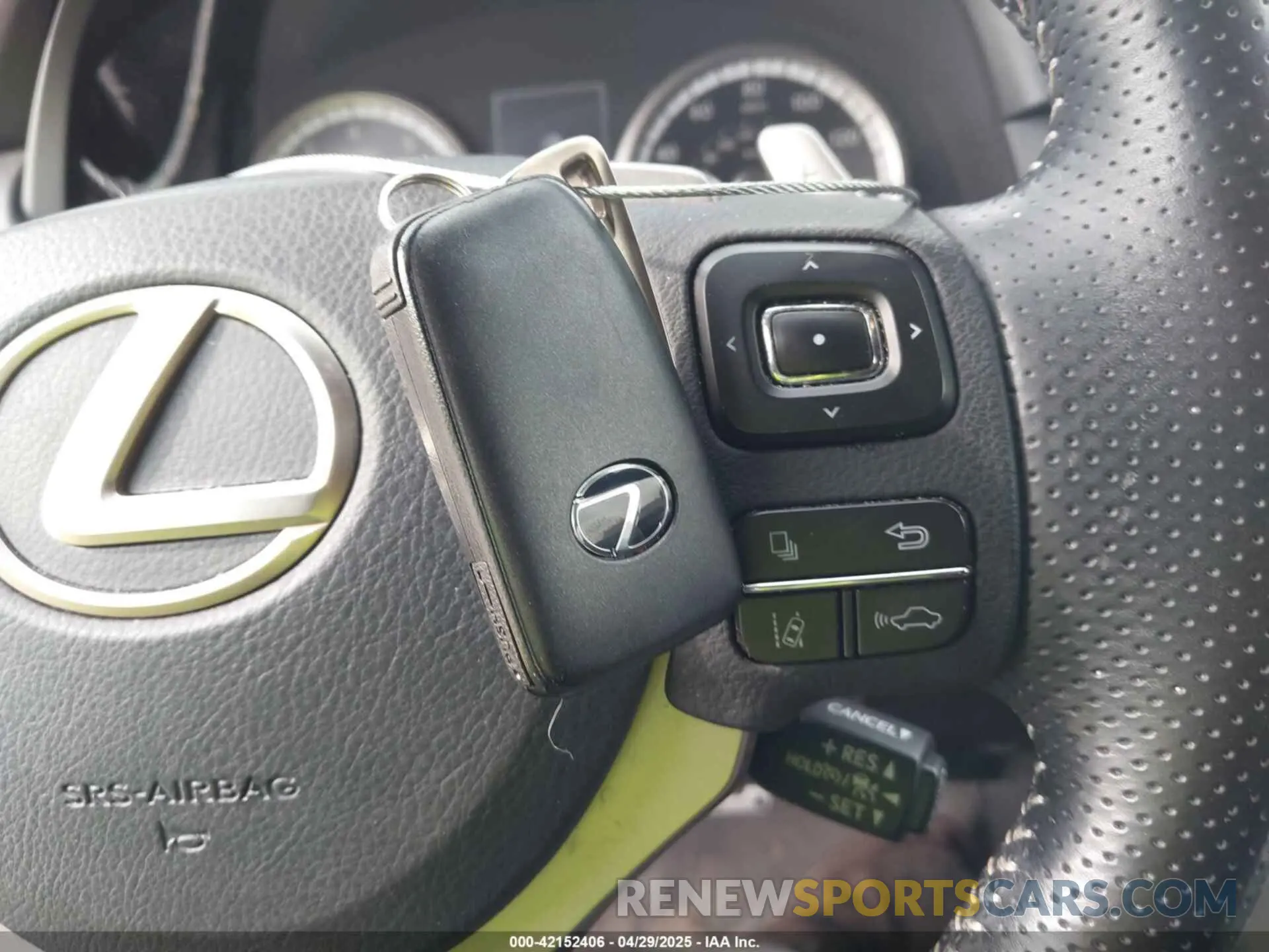 11 Фотография поврежденного автомобиля JTJSARBZ7L5001639 LEXUS NX 300 2020
