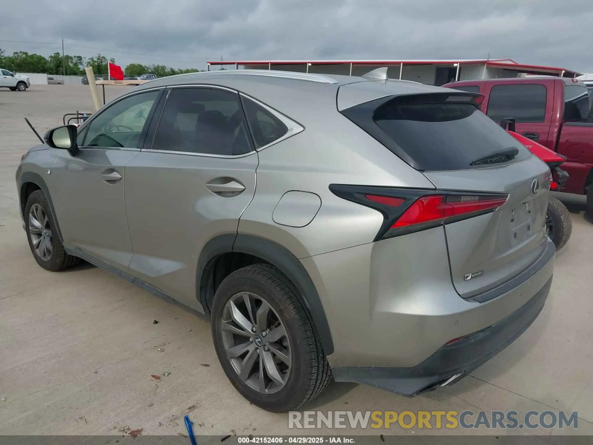 3 Фотография поврежденного автомобиля JTJSARBZ7L5001639 LEXUS NX 300 2020