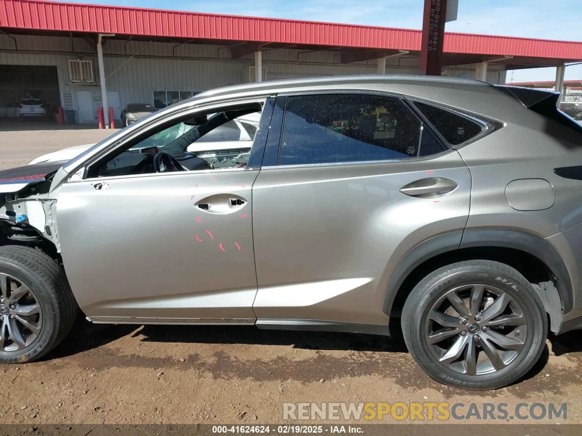 15 Фотография поврежденного автомобиля JTJSARBZ7L5010244 LEXUS NX 300 2020