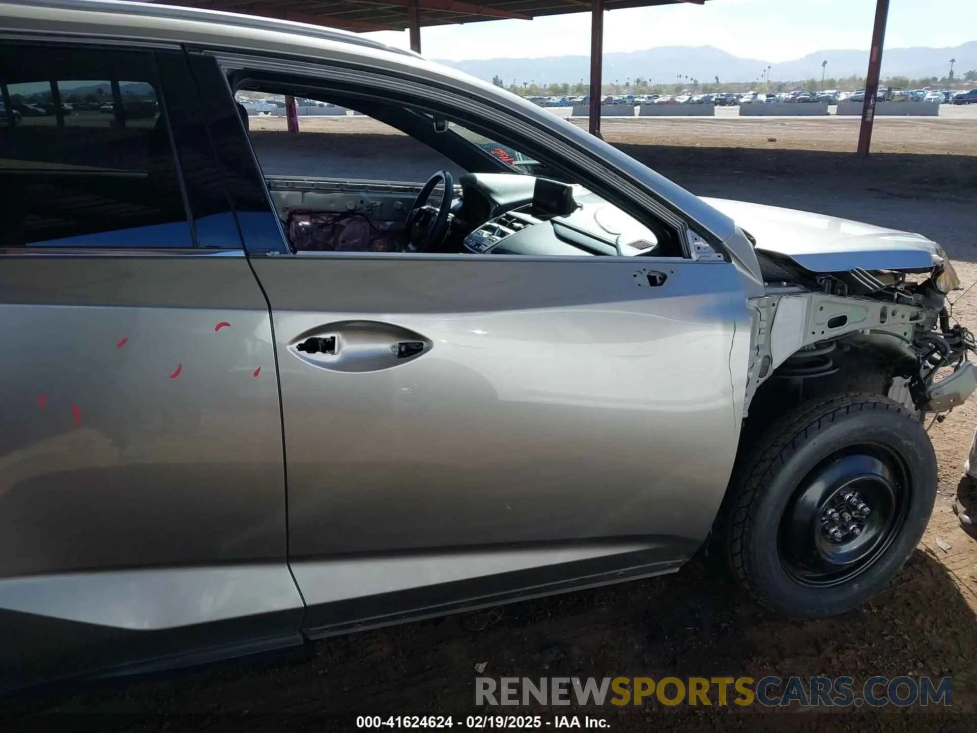 18 Фотография поврежденного автомобиля JTJSARBZ7L5010244 LEXUS NX 300 2020