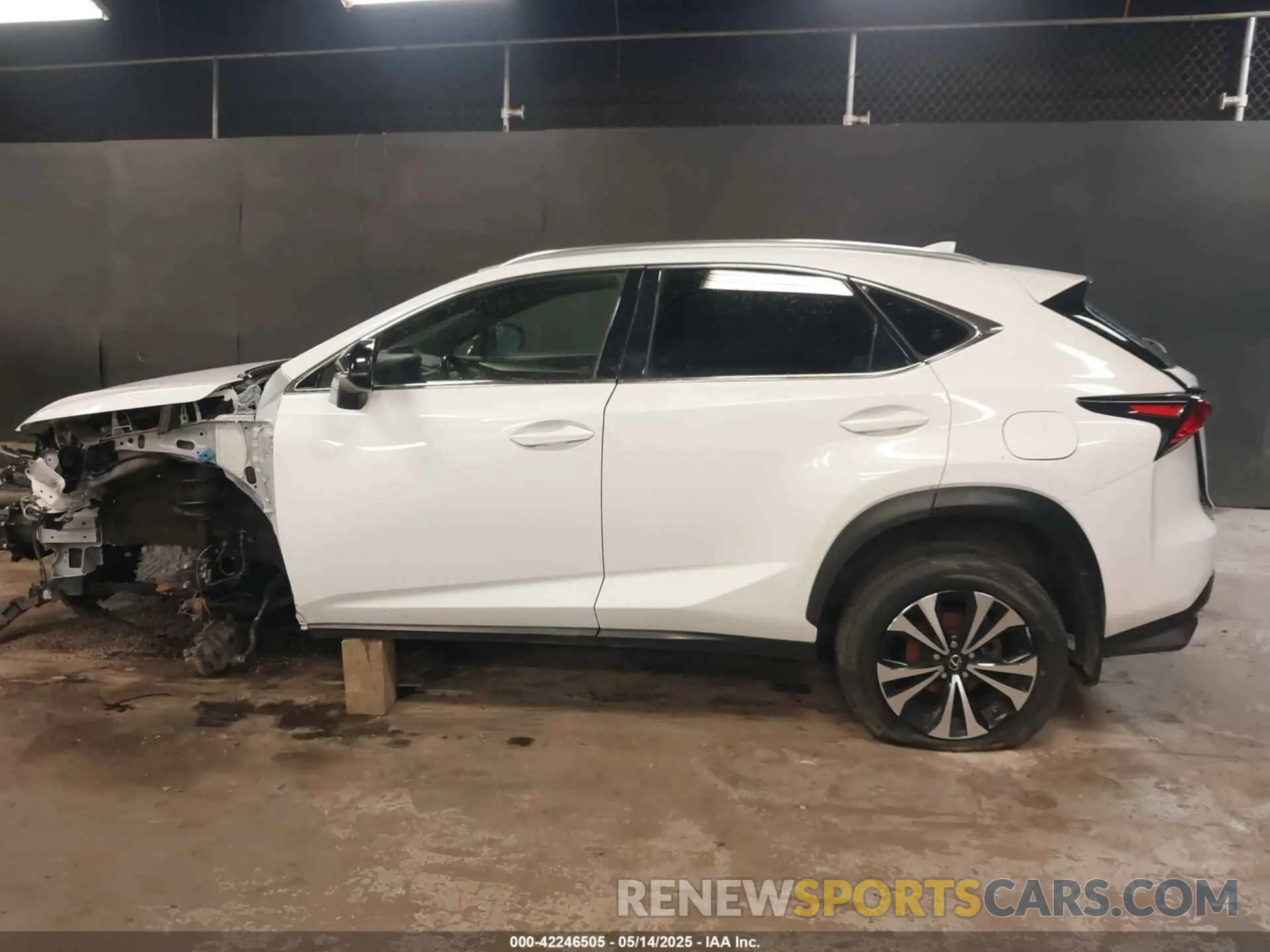15 Фотография поврежденного автомобиля JTJSARDZ0L5001656 LEXUS NX 300 2020