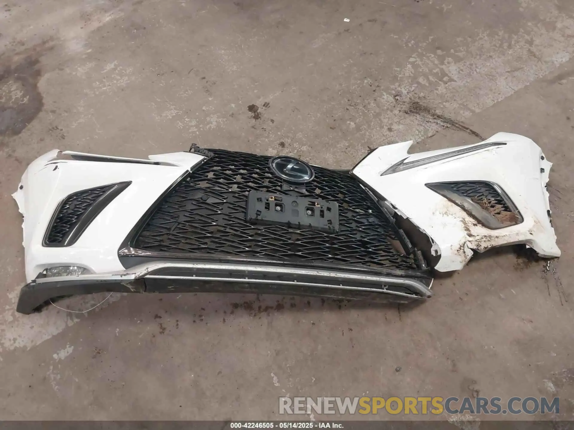 19 Фотография поврежденного автомобиля JTJSARDZ0L5001656 LEXUS NX 300 2020