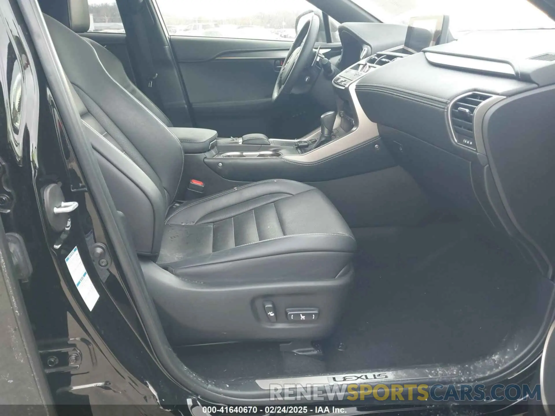 5 Photograph of a damaged car JTJSARDZ3L2229278 LEXUS NX 300 2020