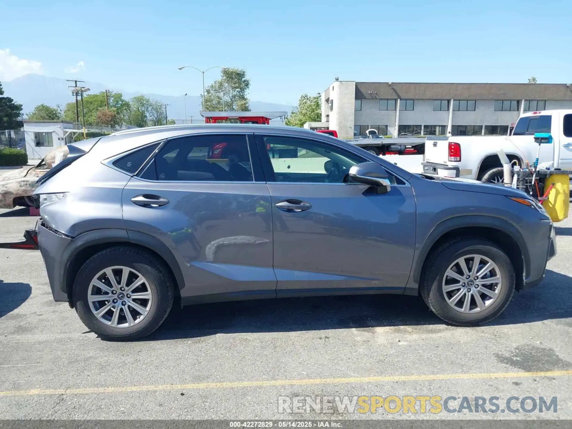 13 Фотография поврежденного автомобиля JTJDARBZ2M2203090 LEXUS NX 300 2021