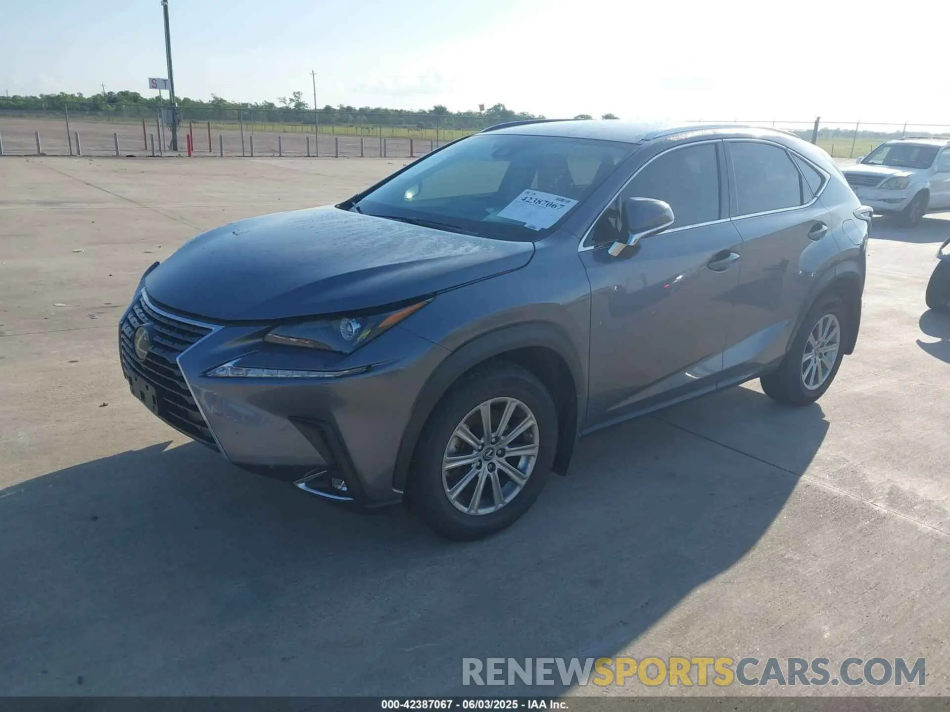 2 Фотография поврежденного автомобиля JTJDARBZ3M2200571 LEXUS NX 300 2021