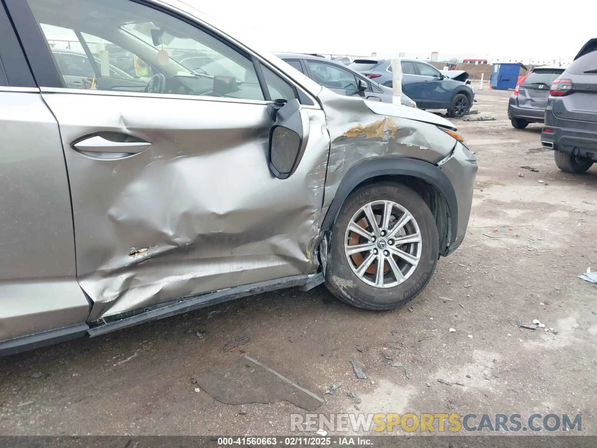 6 Фотография поврежденного автомобиля JTJDARDZXM2244015 LEXUS NX 300 2021