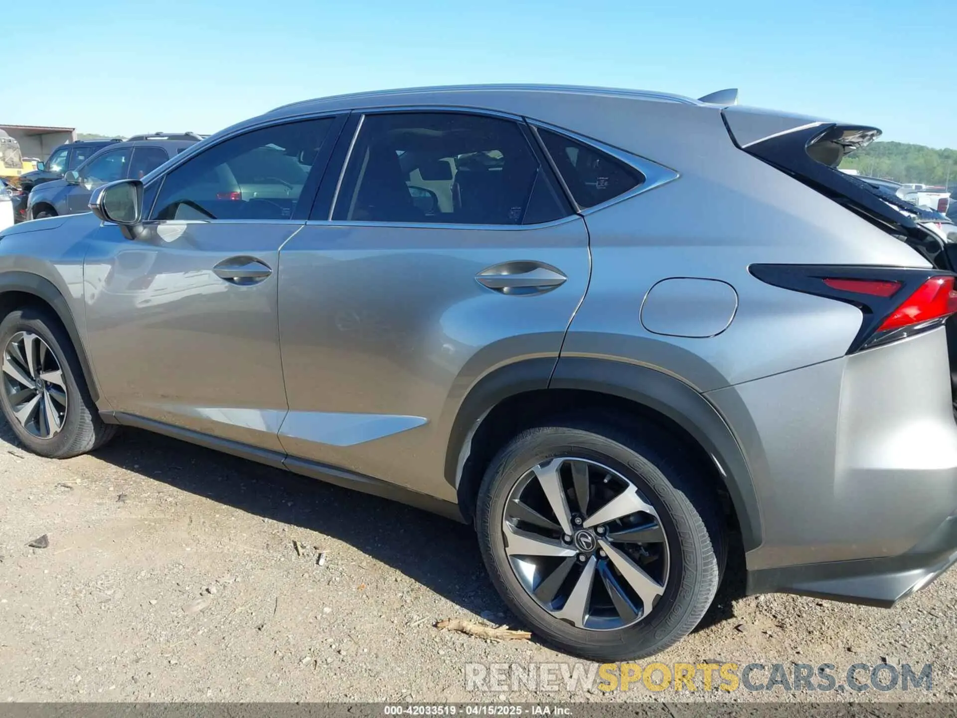15 Фотография поврежденного автомобиля JTJGARBZ3M2183459 LEXUS NX 300 2021