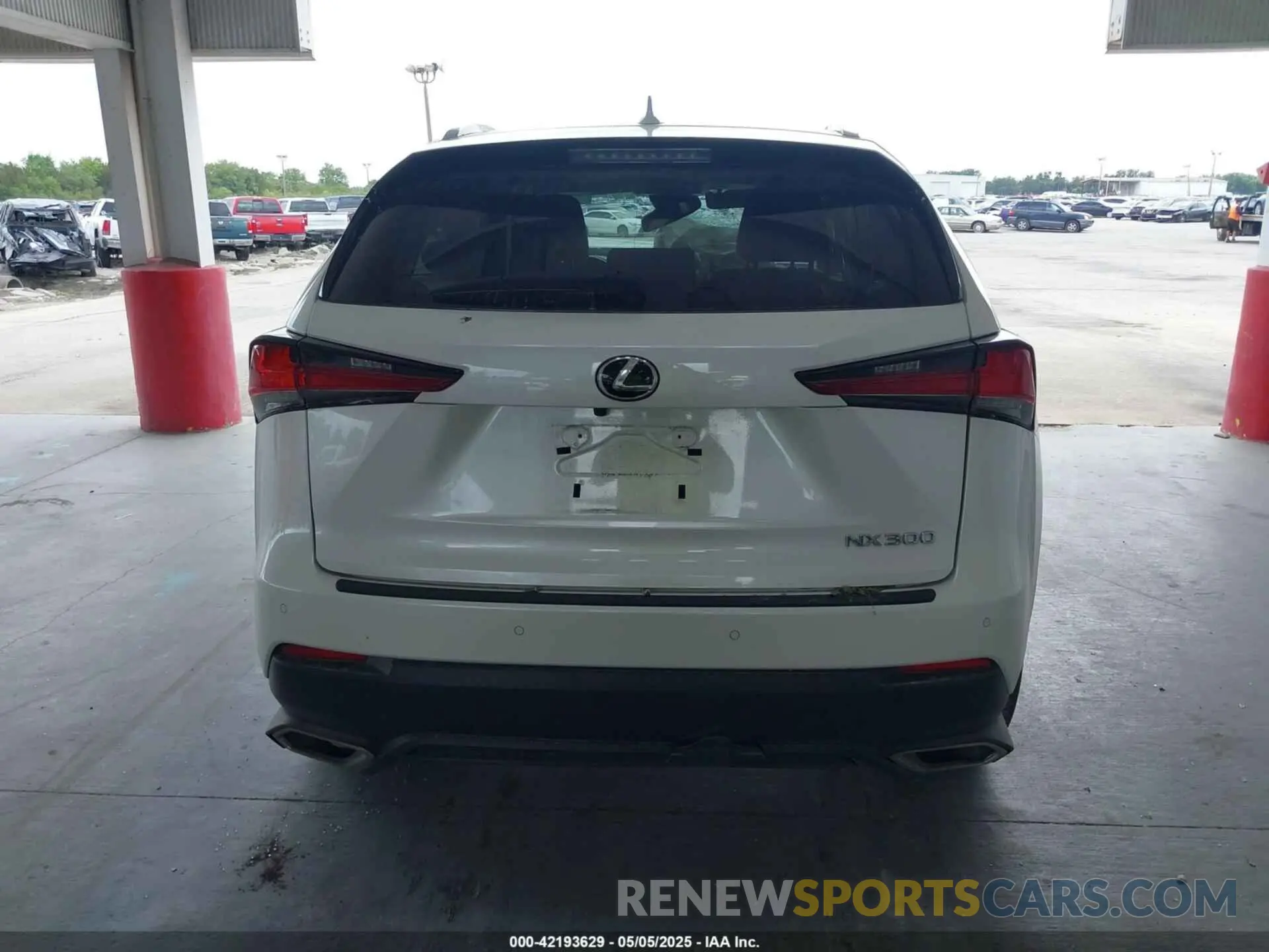 17 Фотография поврежденного автомобиля JTJGARBZ7M5027794 LEXUS NX 300 2021