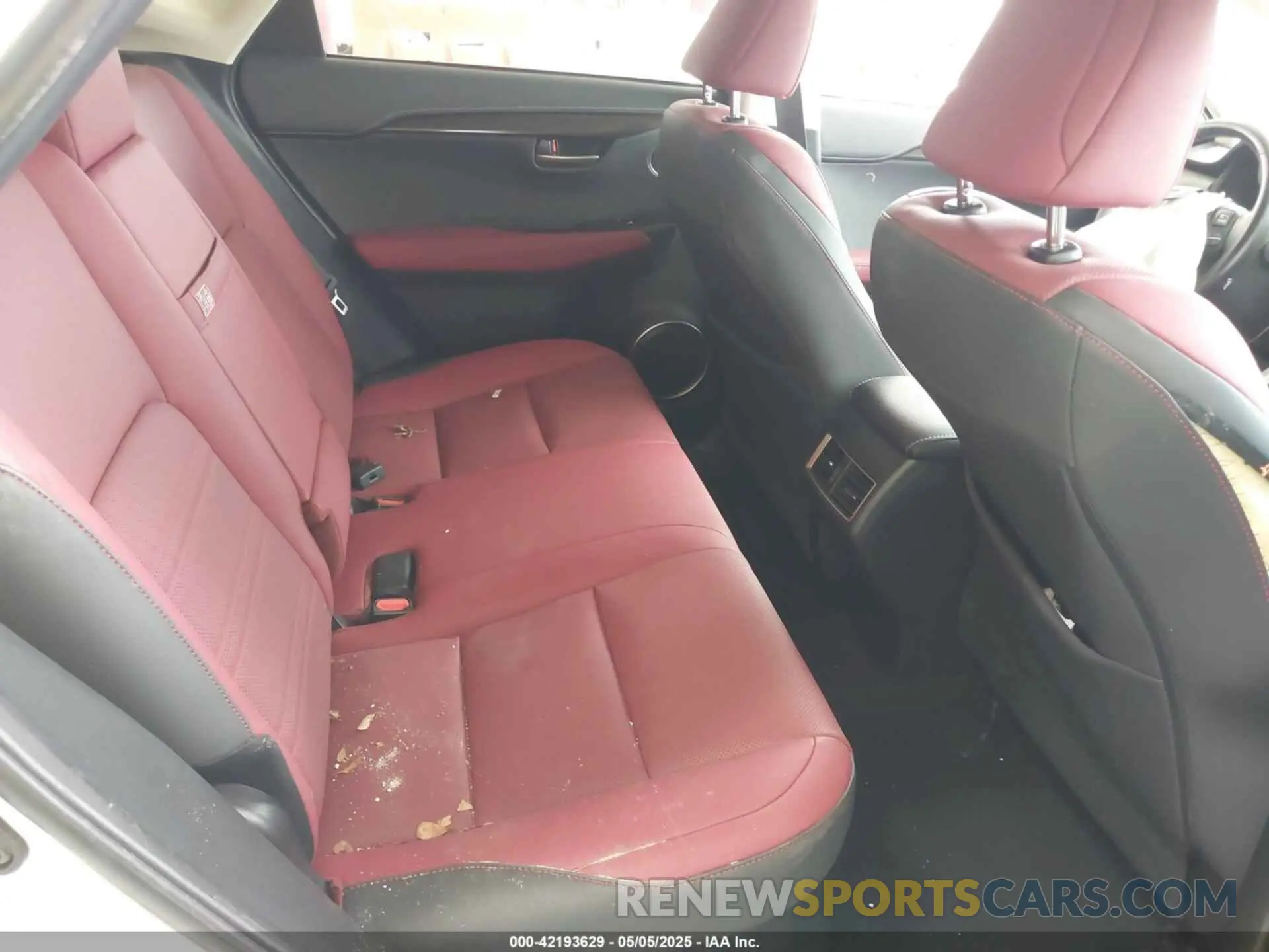 8 Фотография поврежденного автомобиля JTJGARBZ7M5027794 LEXUS NX 300 2021