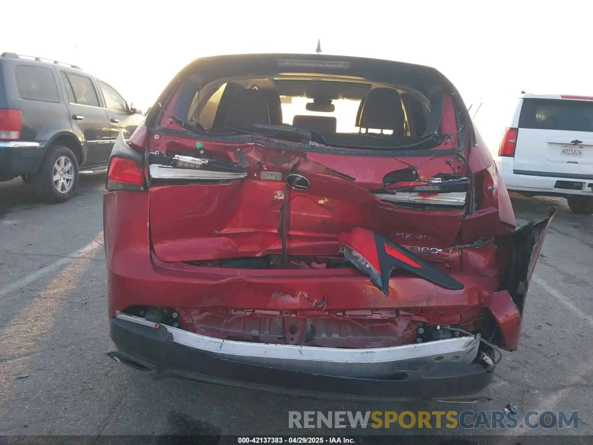 16 Фотография поврежденного автомобиля JTJGARBZXM5027773 LEXUS NX 300 2021