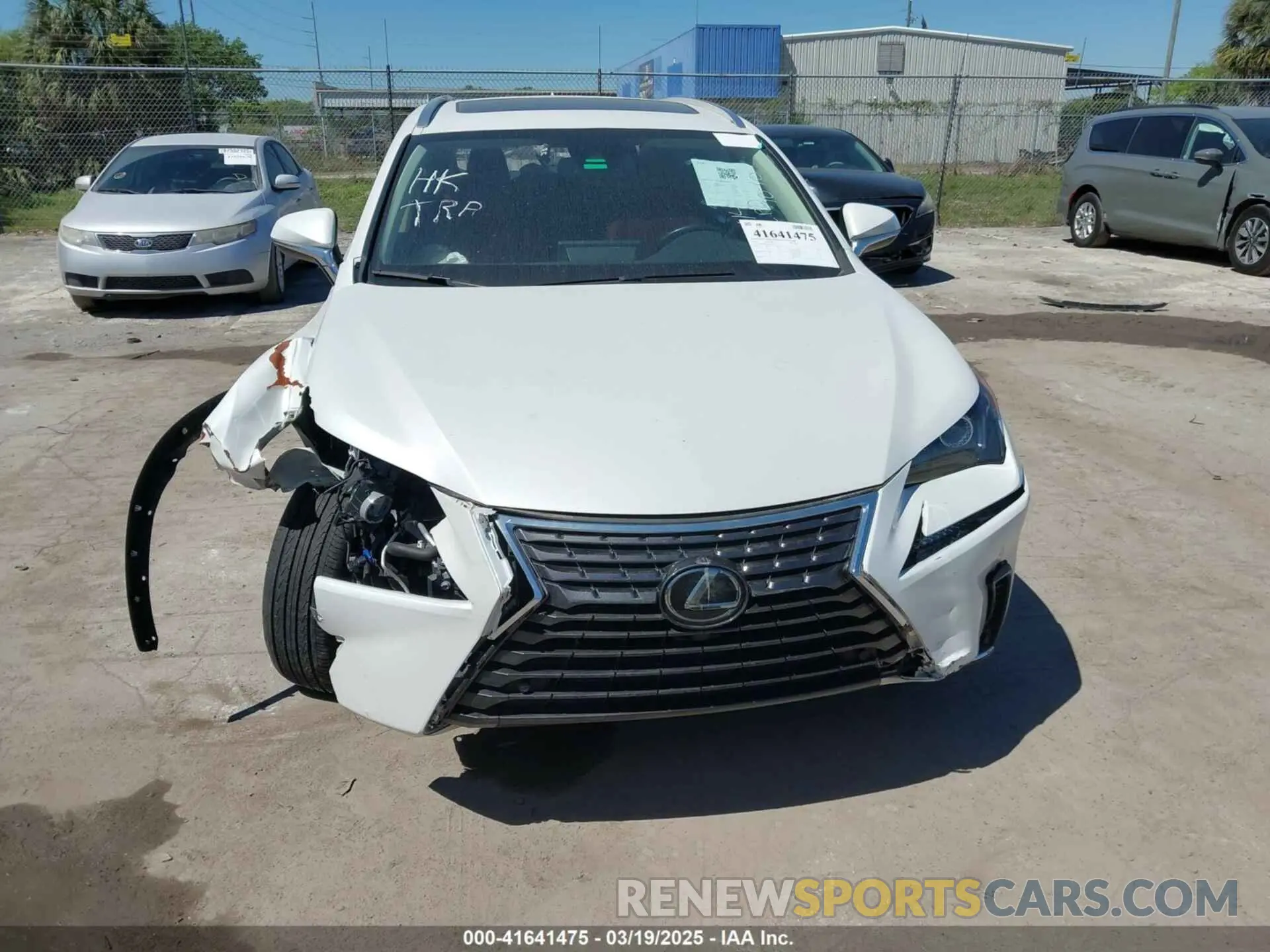 11 Фотография поврежденного автомобиля JTJGARDZ1M5024614 LEXUS NX 300 2021