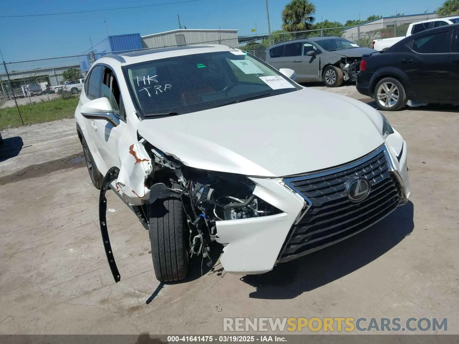 6 Фотография поврежденного автомобиля JTJGARDZ1M5024614 LEXUS NX 300 2021