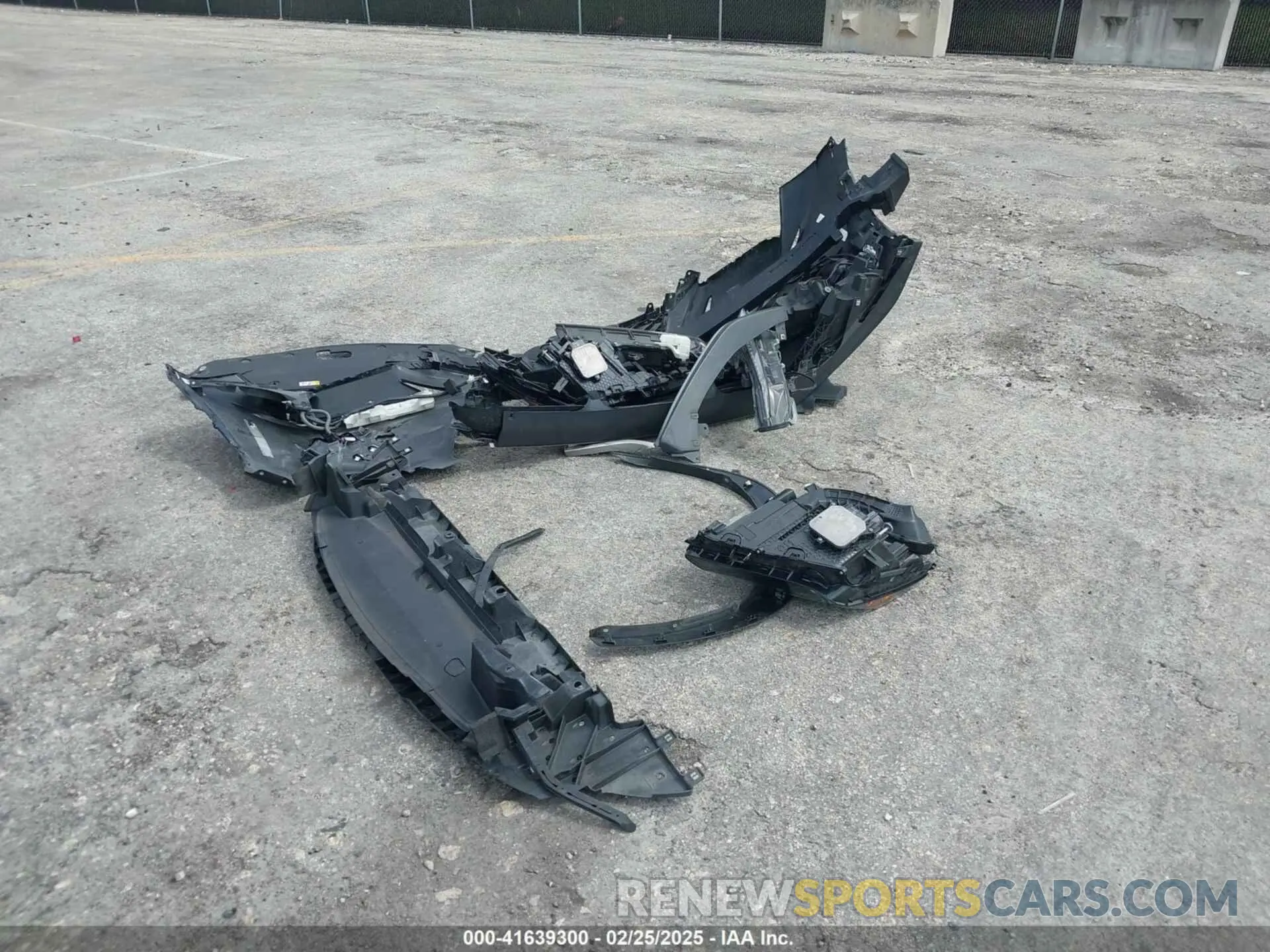 12 Фотография поврежденного автомобиля JTJSARBZ5M2179908 LEXUS NX 300 2021