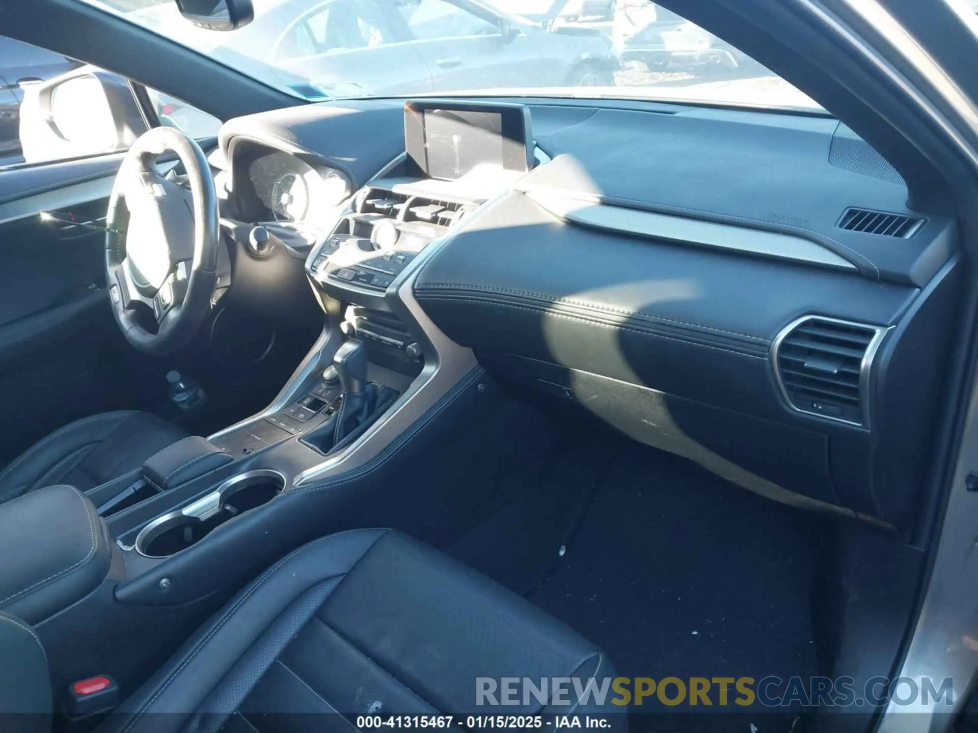 5 Фотография поврежденного автомобиля JTJSARDZ9M2250461 LEXUS NX 300 2021