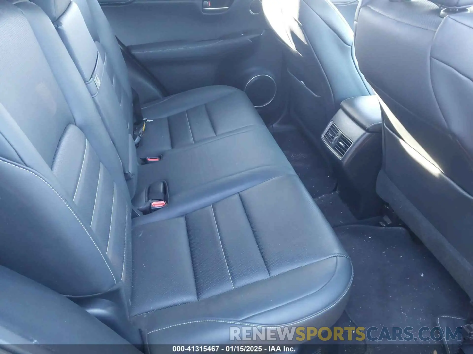 8 Фотография поврежденного автомобиля JTJSARDZ9M2250461 LEXUS NX 300 2021