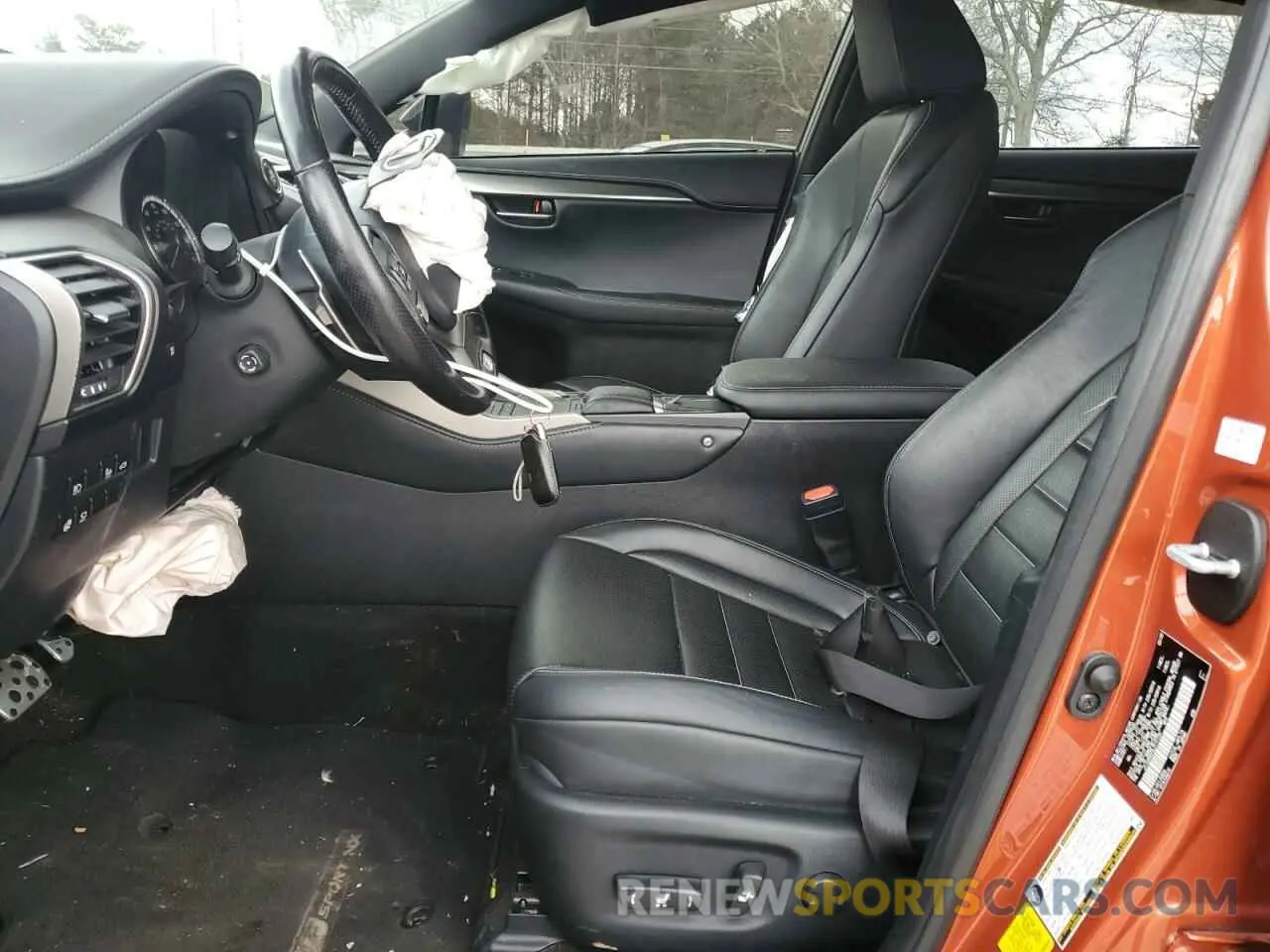 7 Фотография поврежденного автомобиля JTJSARBZ0L2171729 LEXUS NX 300 F S 2020