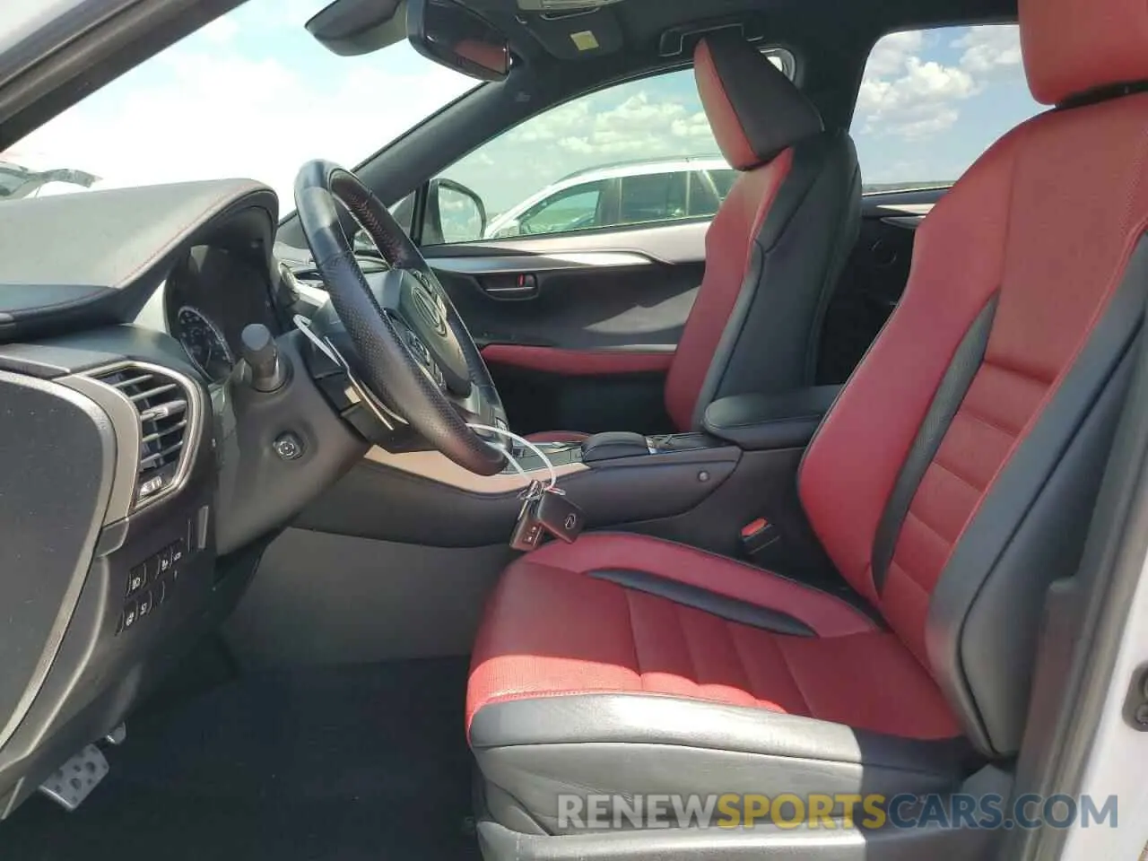 7 Фотография поврежденного автомобиля JTJSARBZ4L5006572 LEXUS NX 300 F S 2020