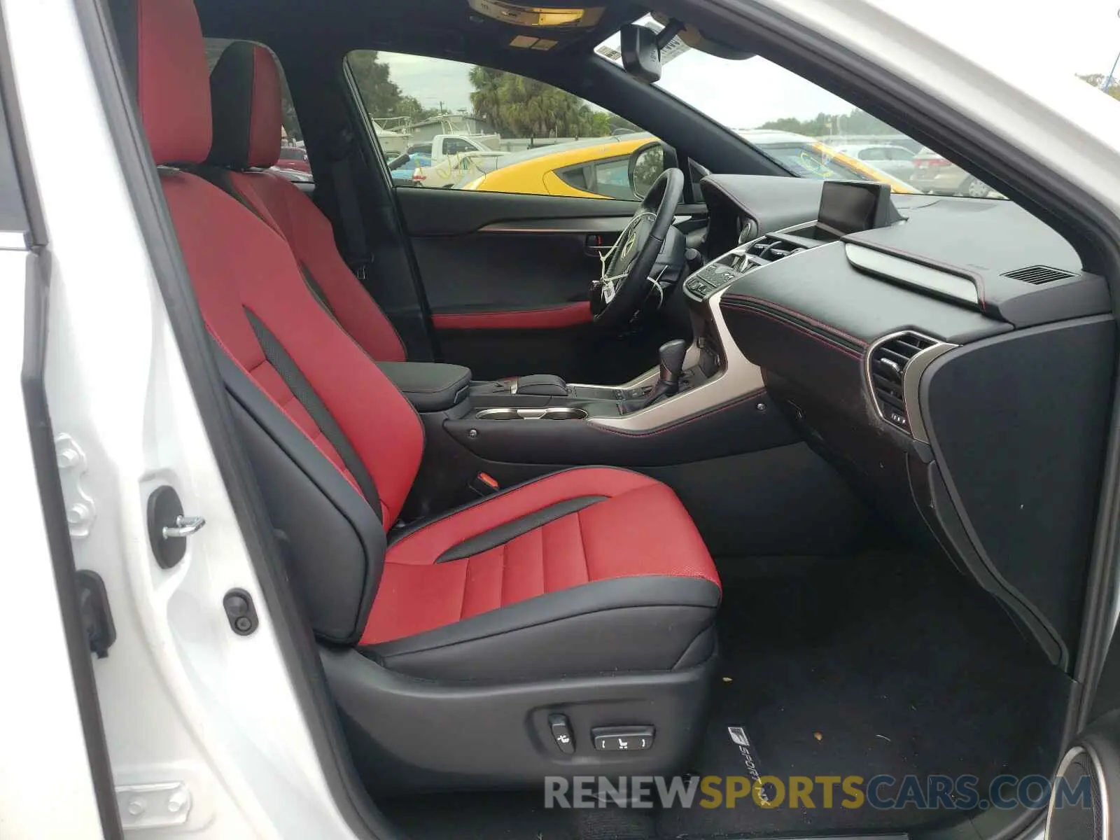 5 Фотография поврежденного автомобиля JTJSARBZ8L5008115 LEXUS NX 300 F-S 2020