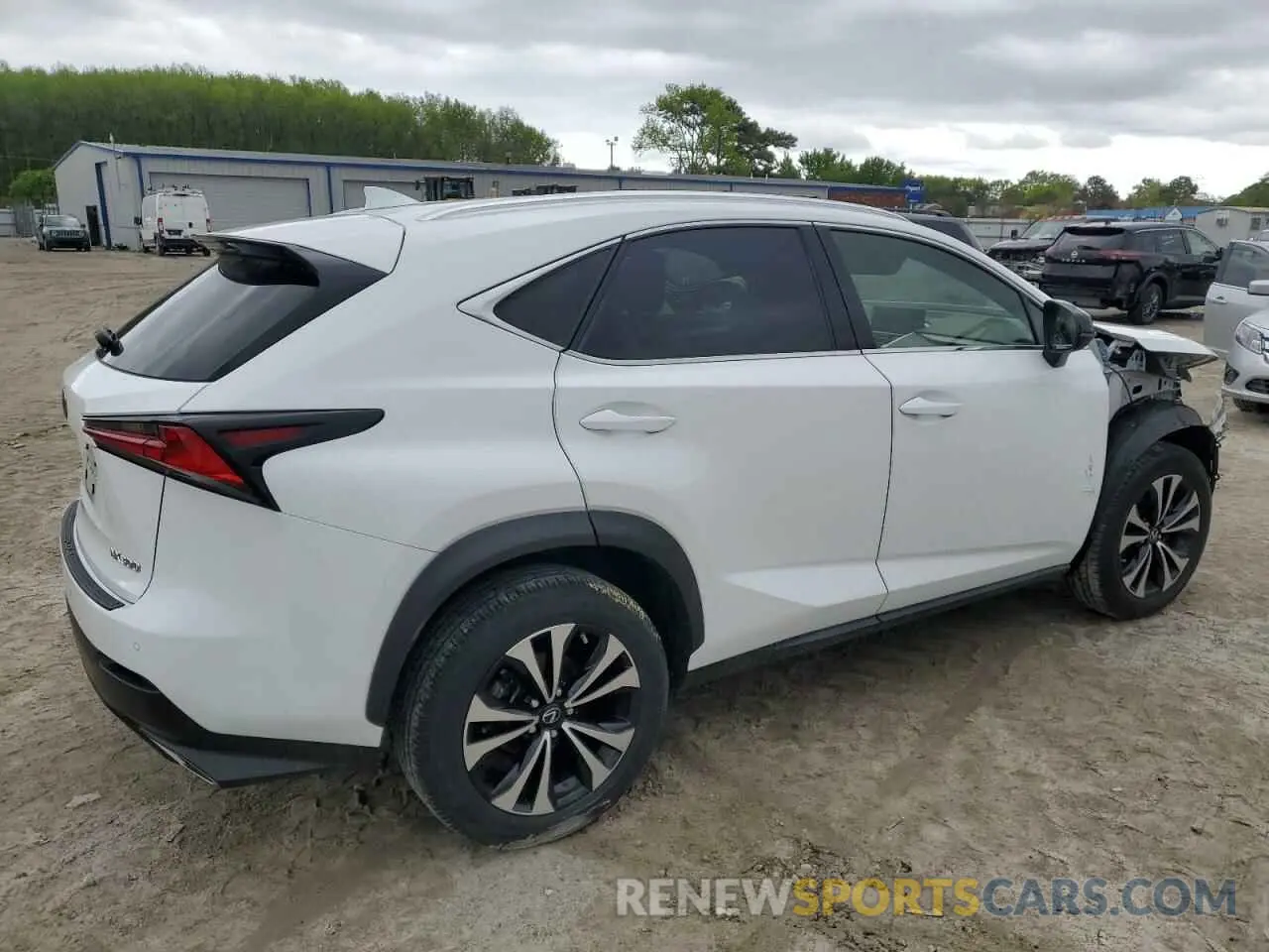 3 Фотография поврежденного автомобиля JTJSARDZ2L5017275 LEXUS NX 300 F S 2020