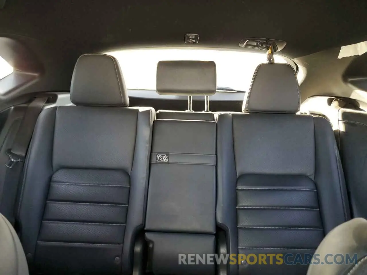 10 Фотография поврежденного автомобиля JTJSARDZXL5013409 LEXUS NX 300 F S 2020