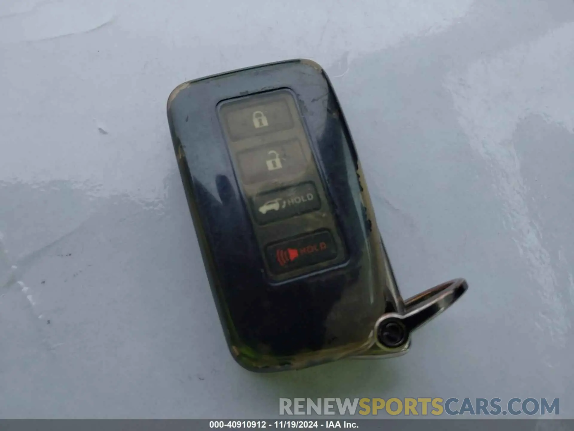 11 Photograph of a damaged car JTJBJRBZ0K2098960 LEXUS NX 300H 2019