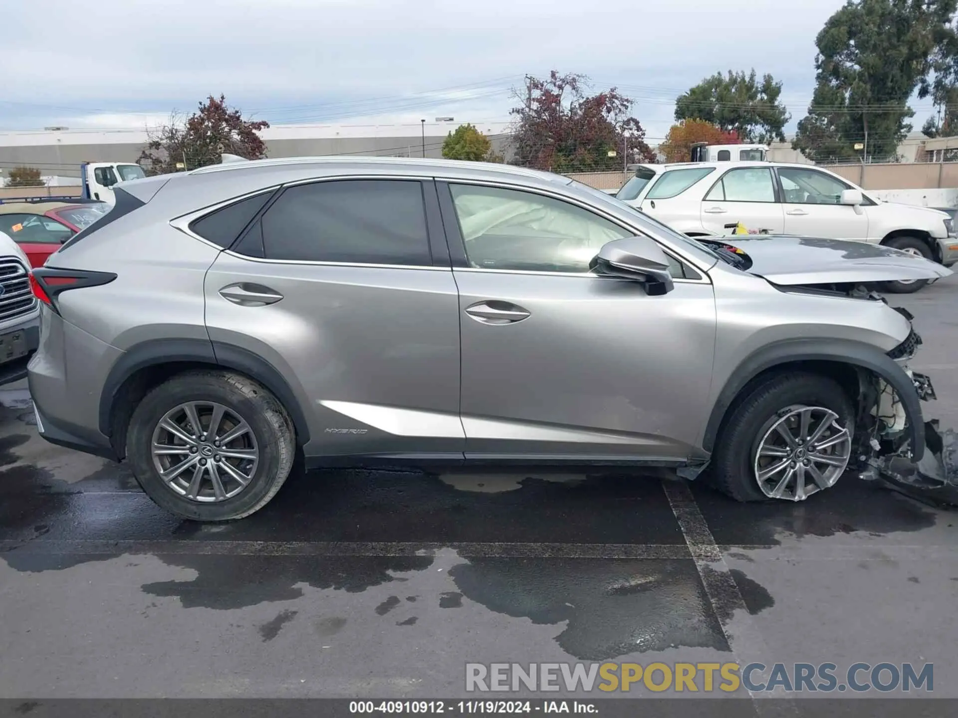 13 Photograph of a damaged car JTJBJRBZ0K2098960 LEXUS NX 300H 2019