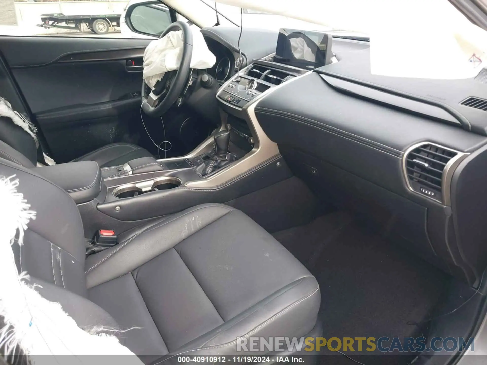 5 Photograph of a damaged car JTJBJRBZ0K2098960 LEXUS NX 300H 2019