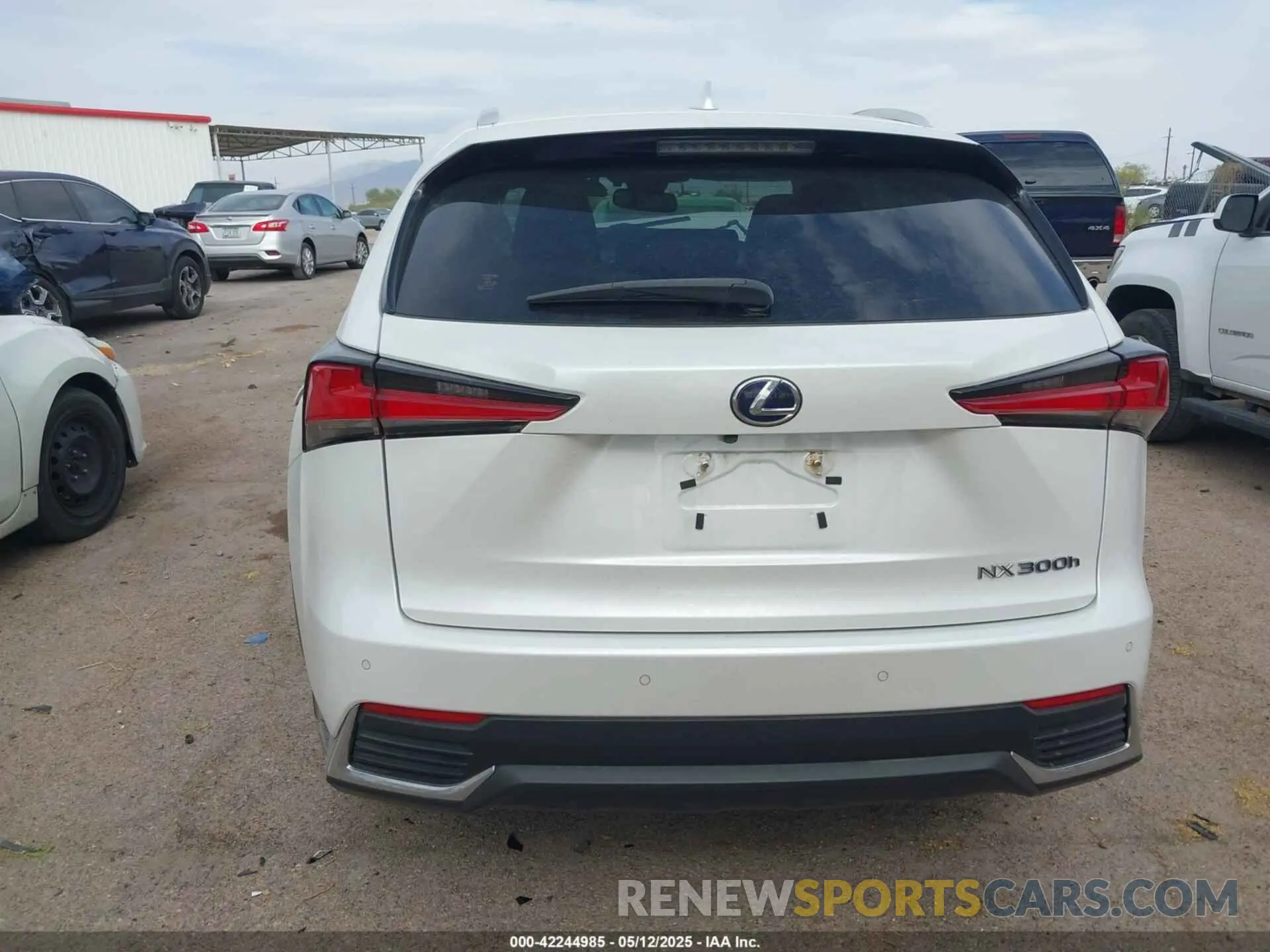 16 Фотография поврежденного автомобиля JTJBJRBZ2K2105410 LEXUS NX 300H 2019