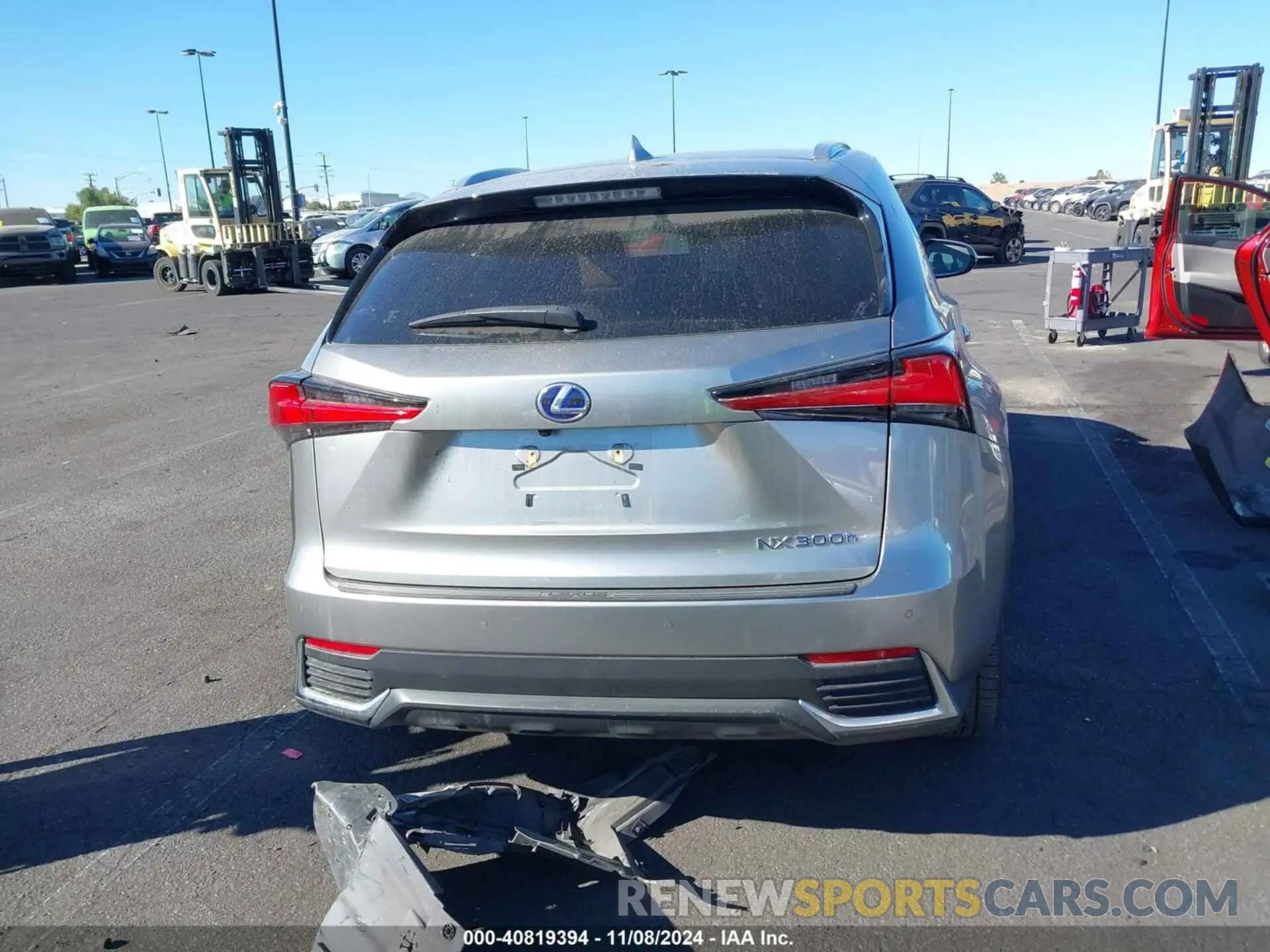 17 Фотография поврежденного автомобиля JTJBJRBZ4K2098170 LEXUS NX 300H 2019
