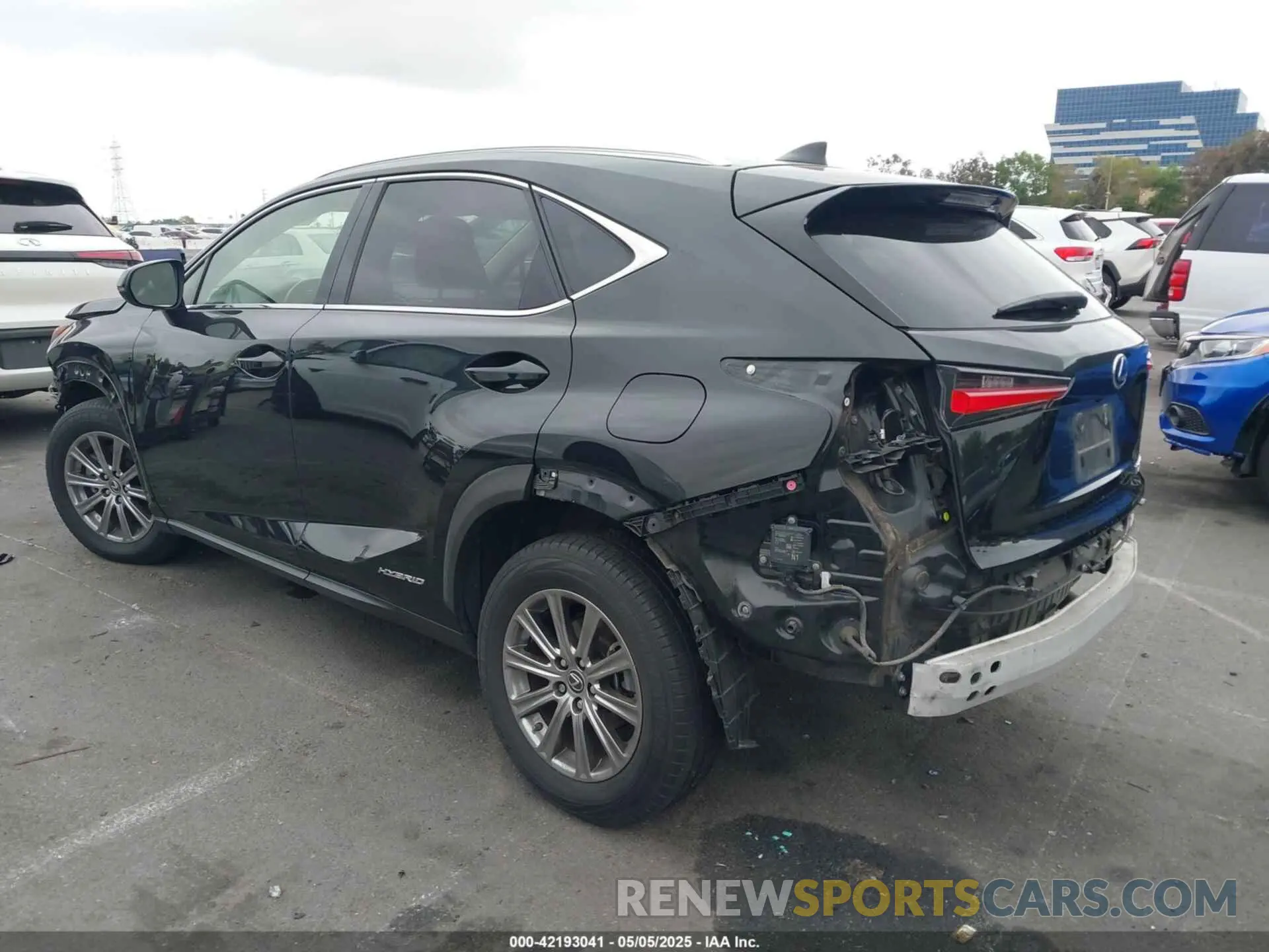 3 Photograph of a damaged car JTJDJRDZ6L2133315 LEXUS NX 300H 2020