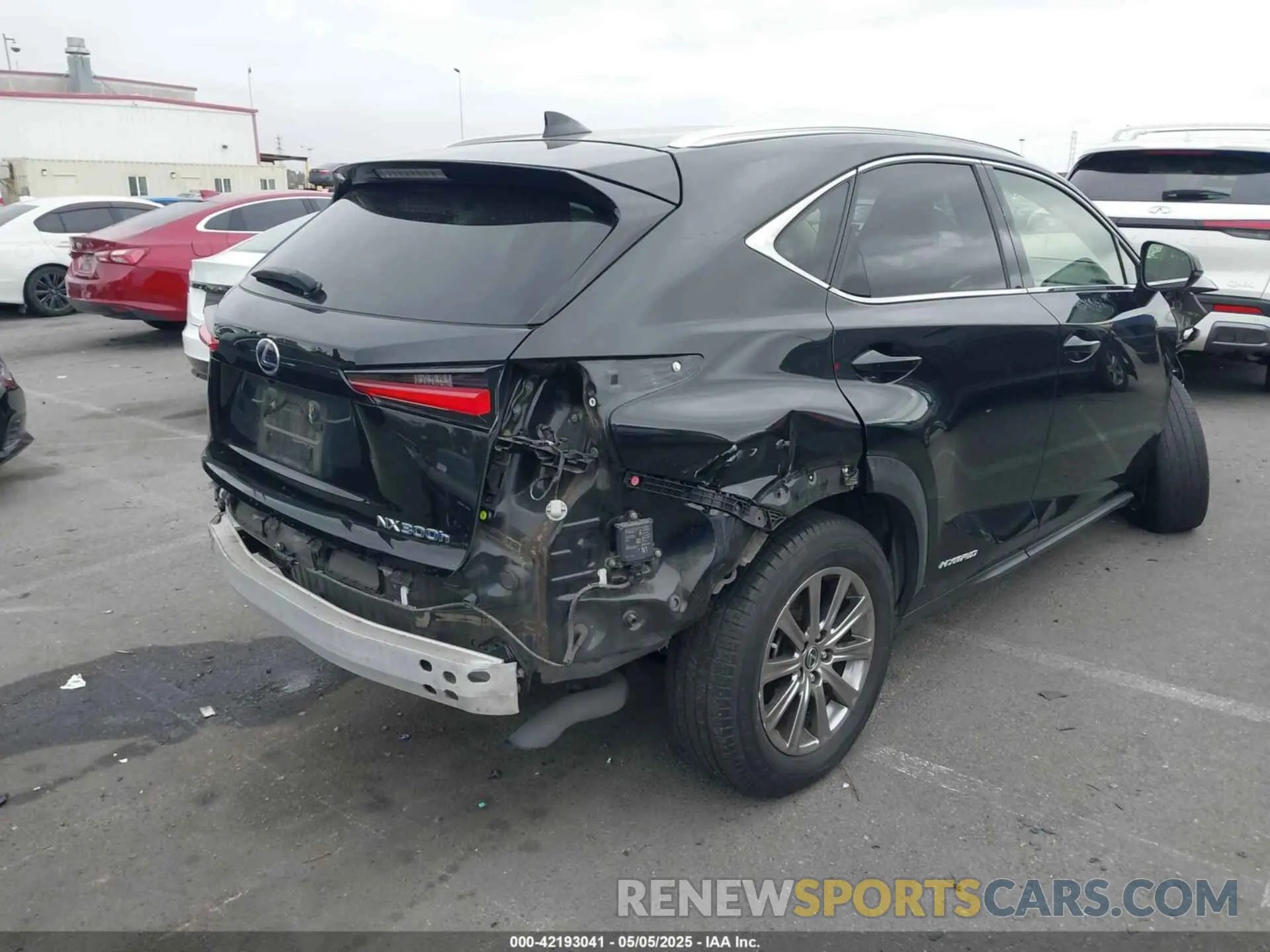4 Photograph of a damaged car JTJDJRDZ6L2133315 LEXUS NX 300H 2020