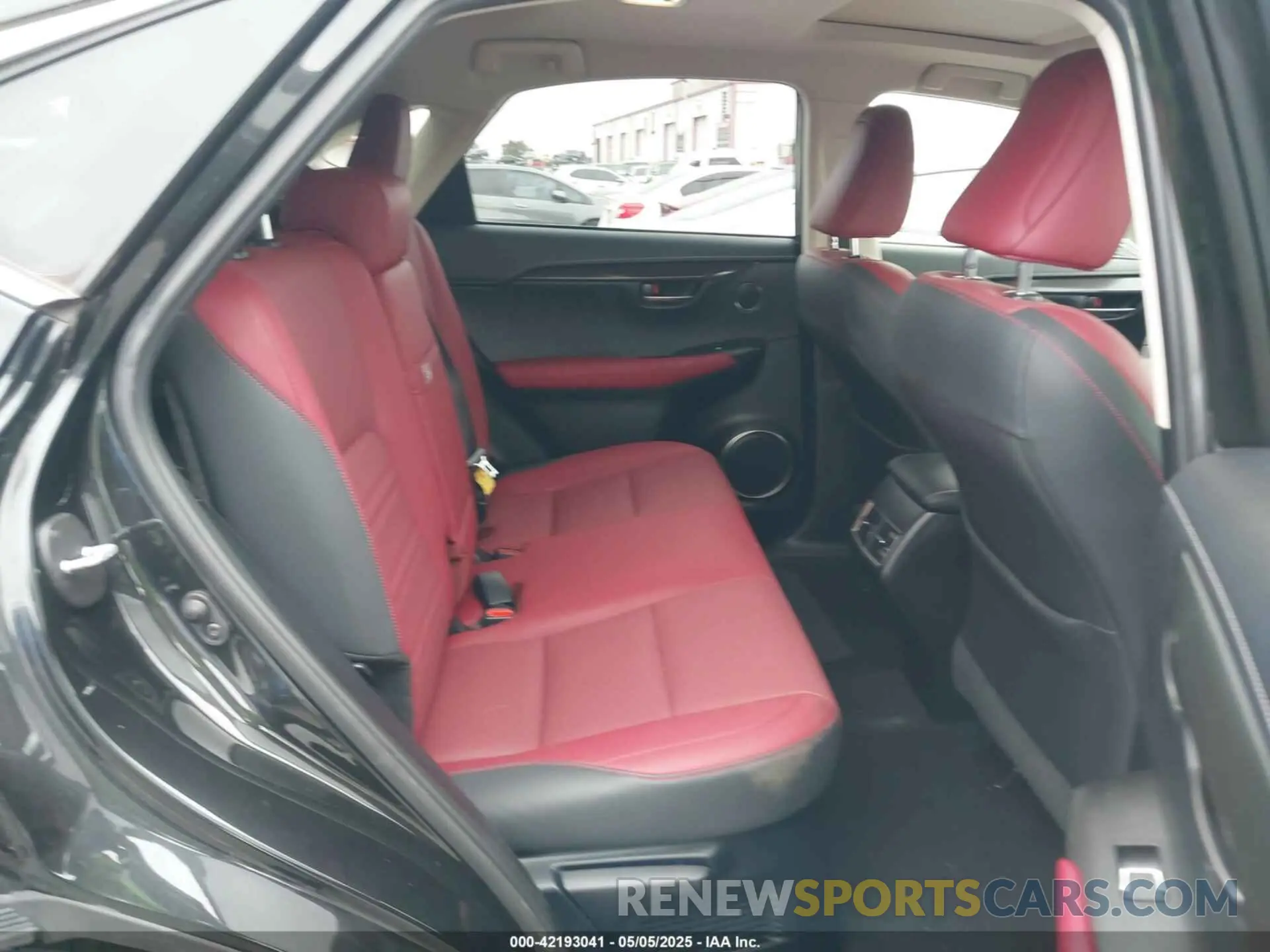 8 Photograph of a damaged car JTJDJRDZ6L2133315 LEXUS NX 300H 2020