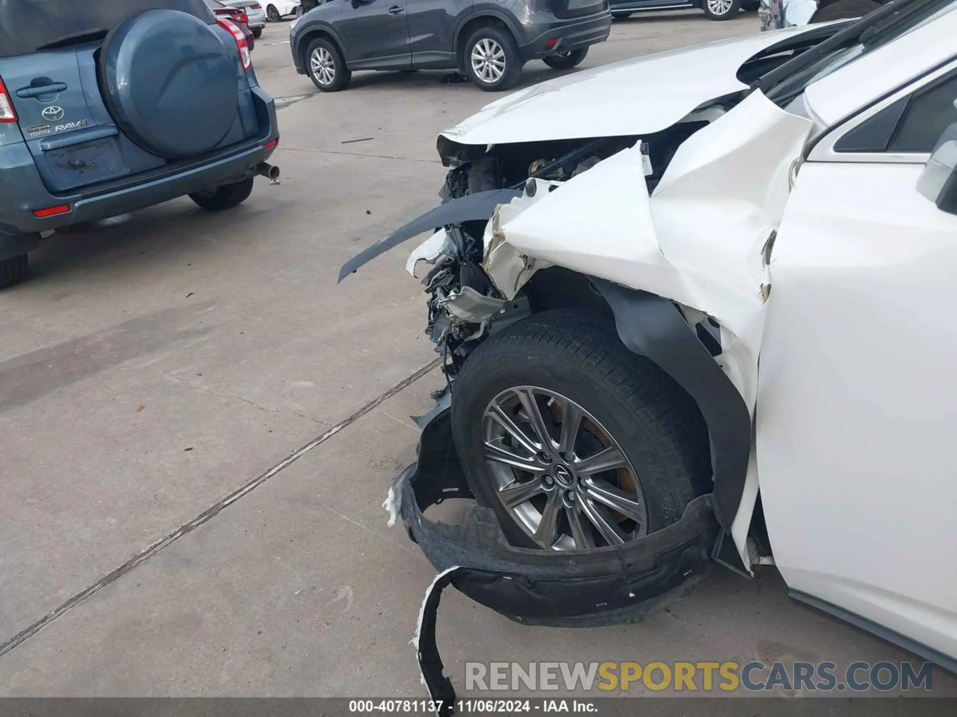 18 Photograph of a damaged car JTJDJRDZ9L5002734 LEXUS NX 300H 2020
