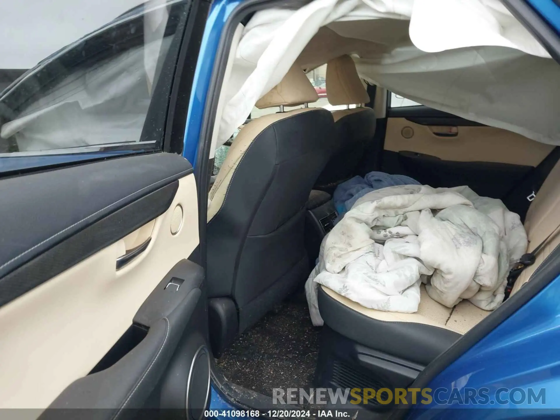 8 Фотография поврежденного автомобиля JTJGJRDZ3L2136153 LEXUS NX 300H 2020