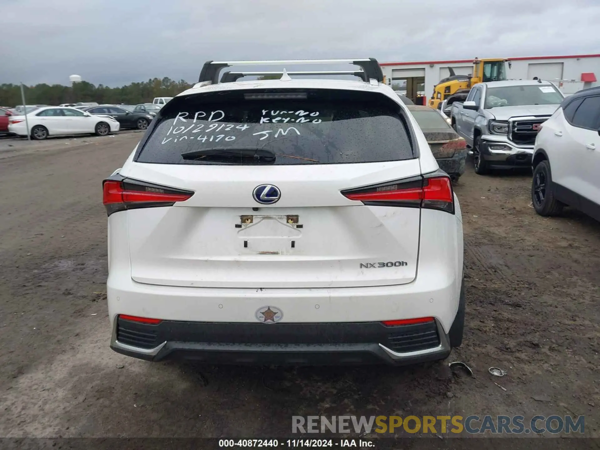 16 Фотография поврежденного автомобиля JTJGJRDZ3L5004170 LEXUS NX 300H 2020