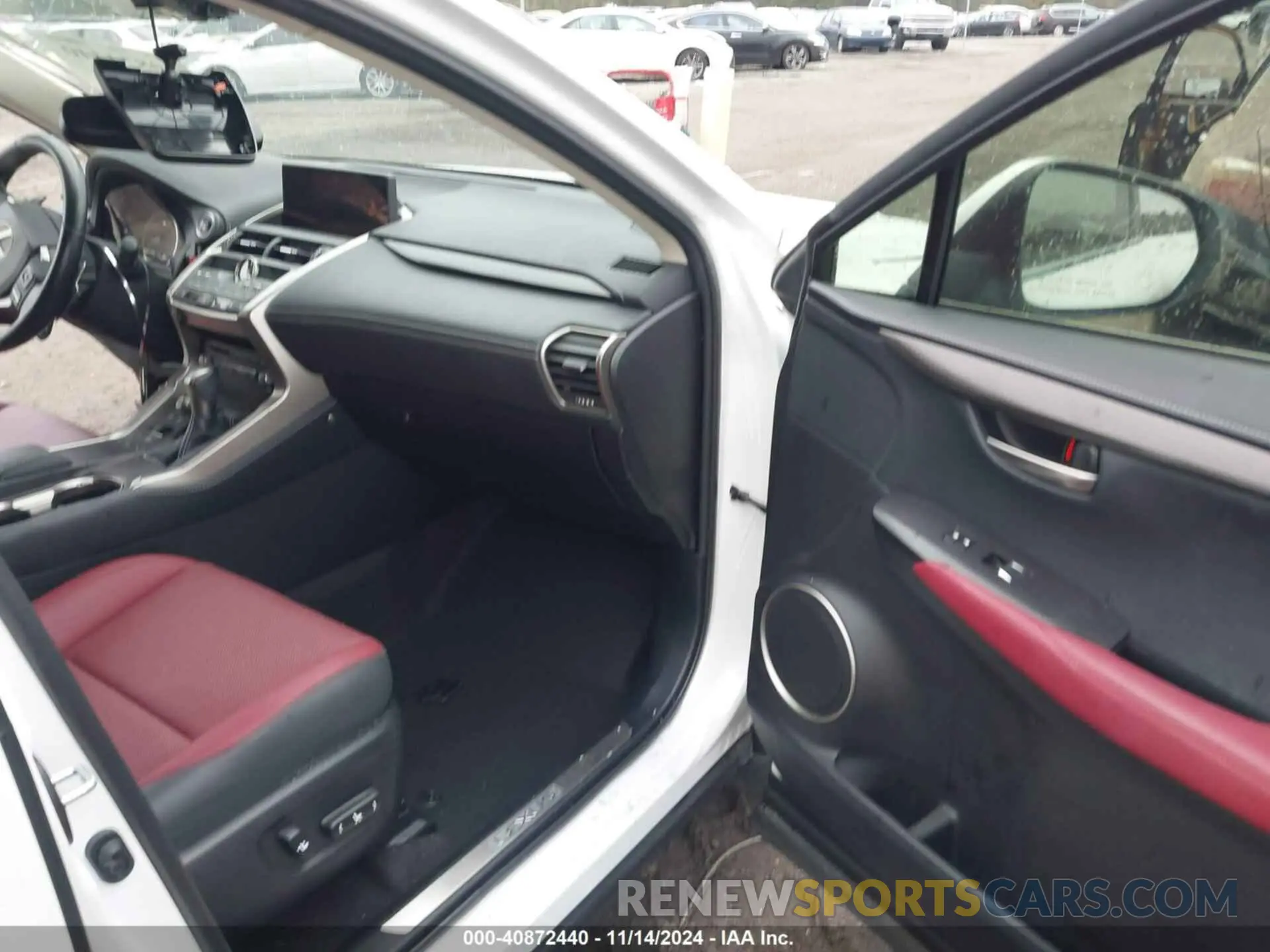 5 Фотография поврежденного автомобиля JTJGJRDZ3L5004170 LEXUS NX 300H 2020