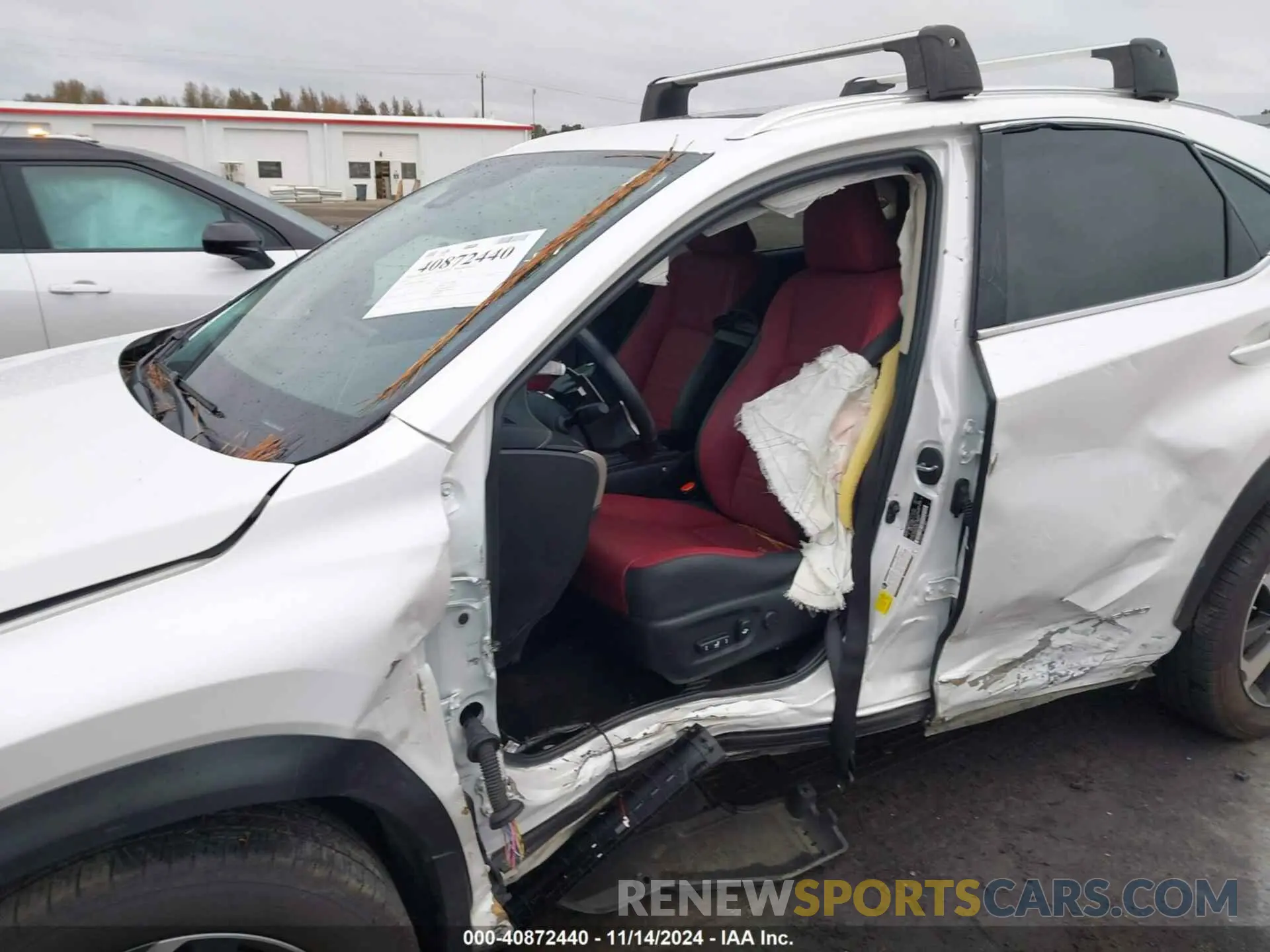 6 Фотография поврежденного автомобиля JTJGJRDZ3L5004170 LEXUS NX 300H 2020
