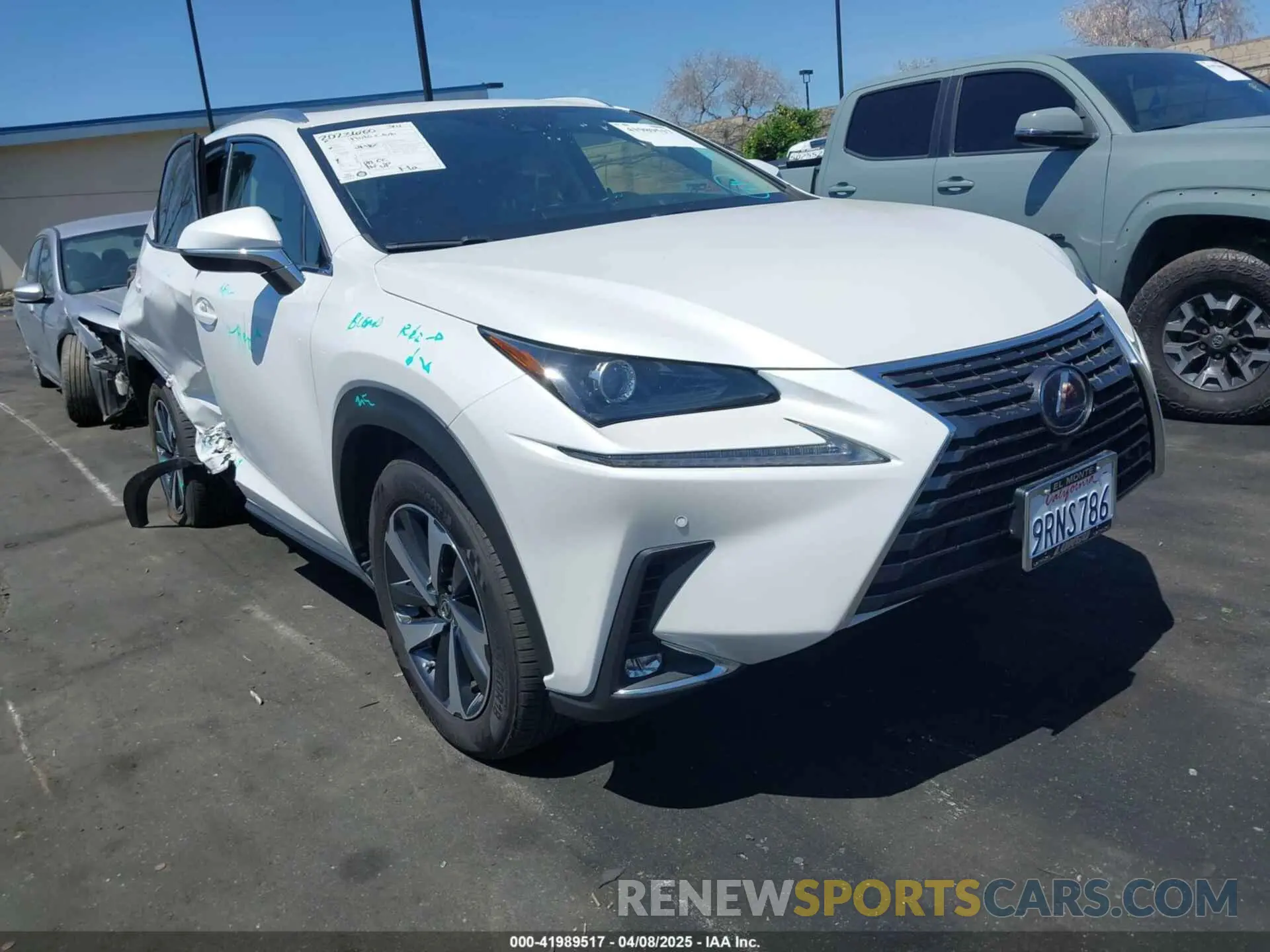 1 Photograph of a damaged car JTJGJRDZ4L5000855 LEXUS NX 300H 2020