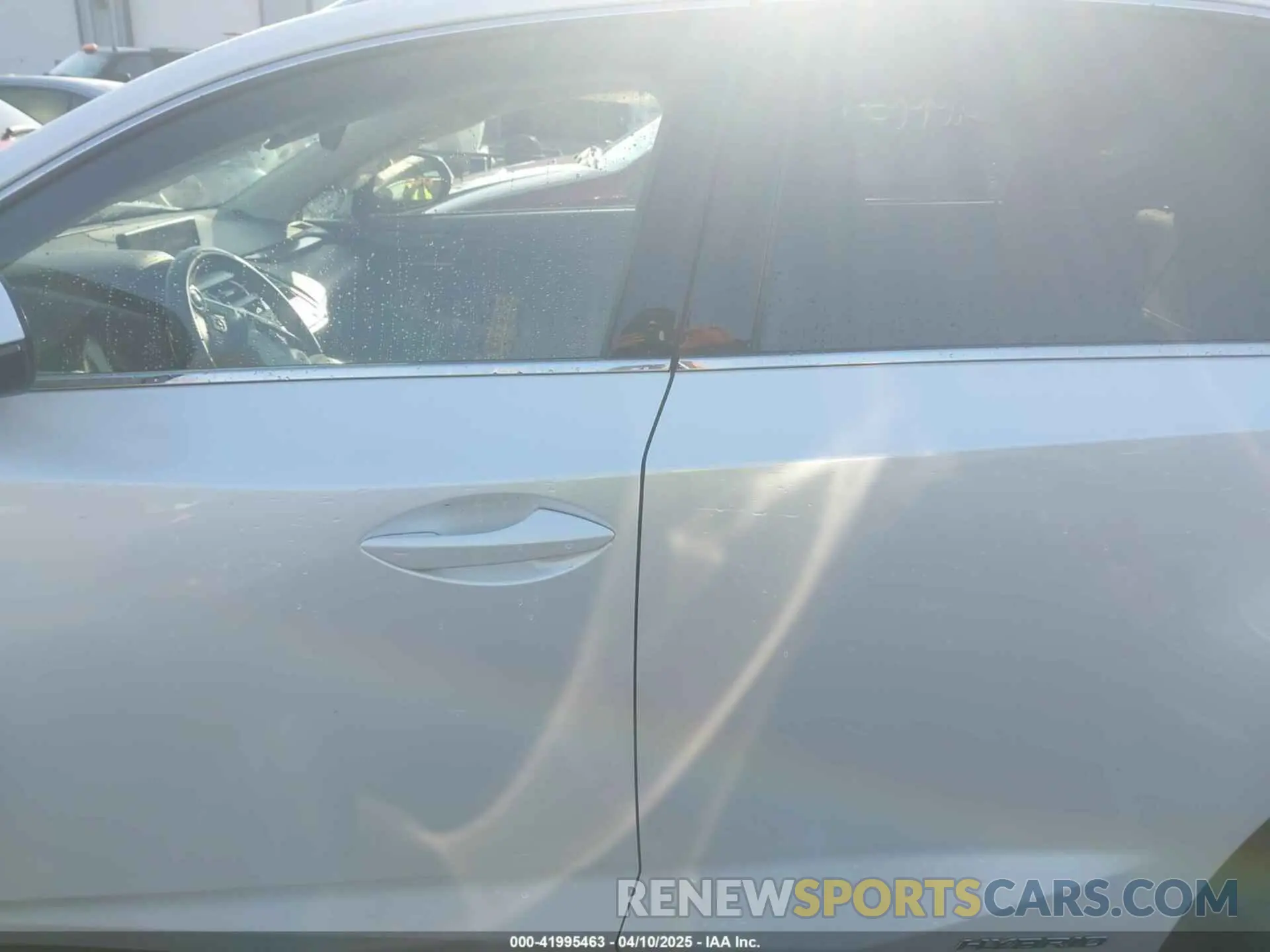 15 Фотография поврежденного автомобиля JTJGJRDZ0M5010607 LEXUS NX 300H 2021