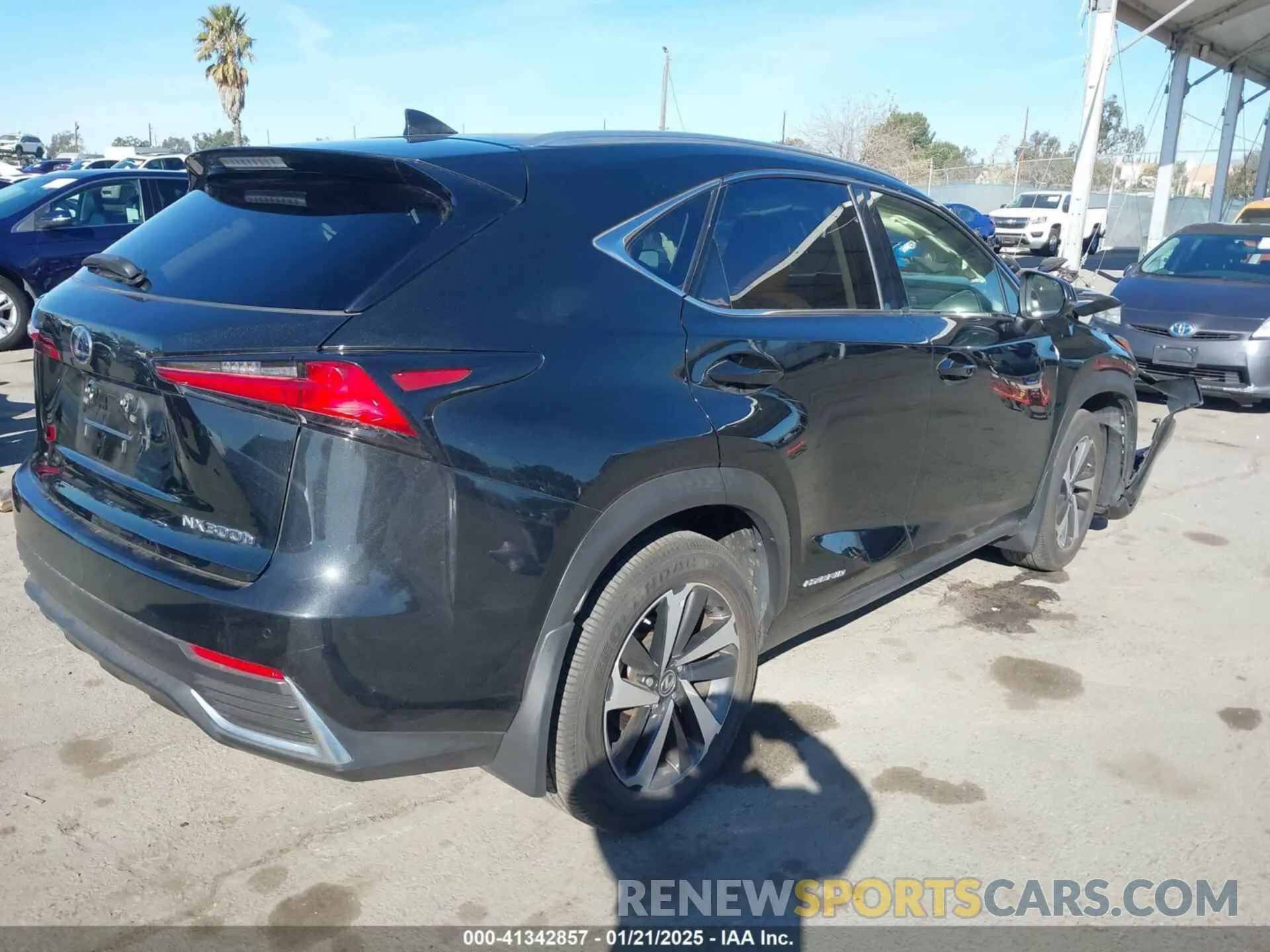 4 Фотография поврежденного автомобиля JTJGJRDZ9M2154027 LEXUS NX 300H 2021