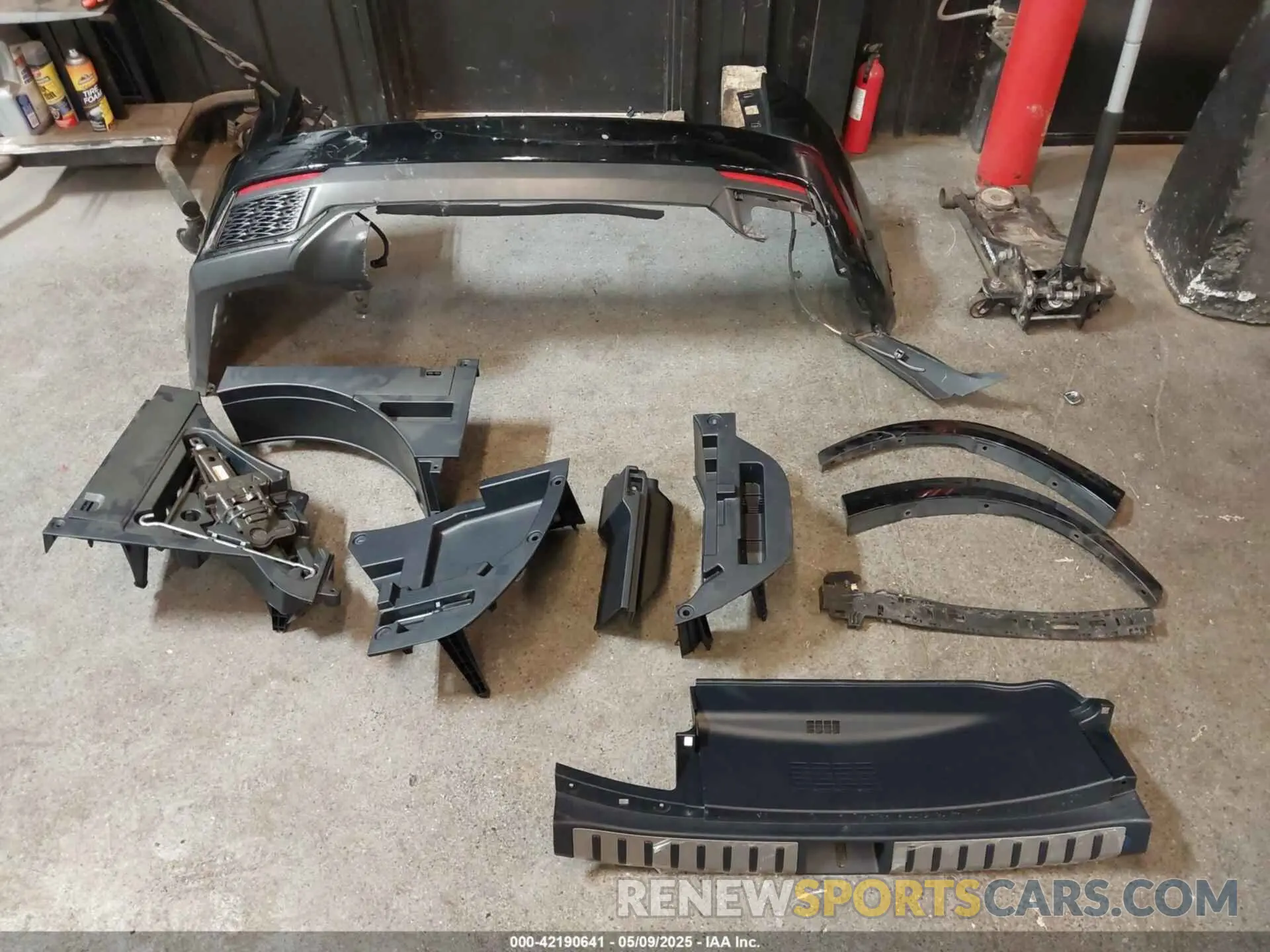 12 Фотография поврежденного автомобиля JTJSJRDZ0M2149793 LEXUS NX 300H 2021
