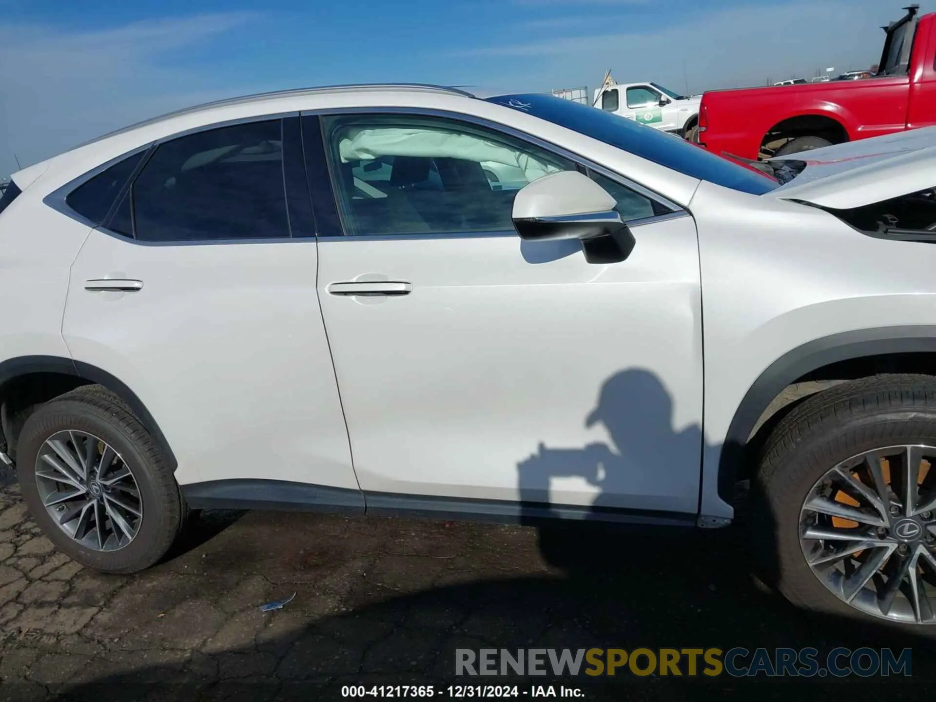 14 Фотография поврежденного автомобиля 2T2AGCEZ7NC002524 LEXUS NX 350 2022