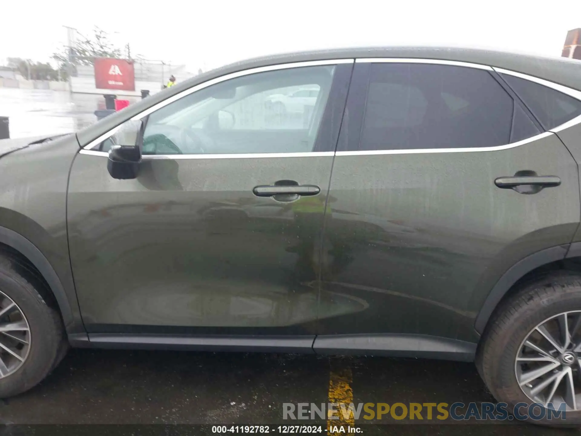 15 Photograph of a damaged car 2T2AGCEZ7NC013359 LEXUS NX 350 2022