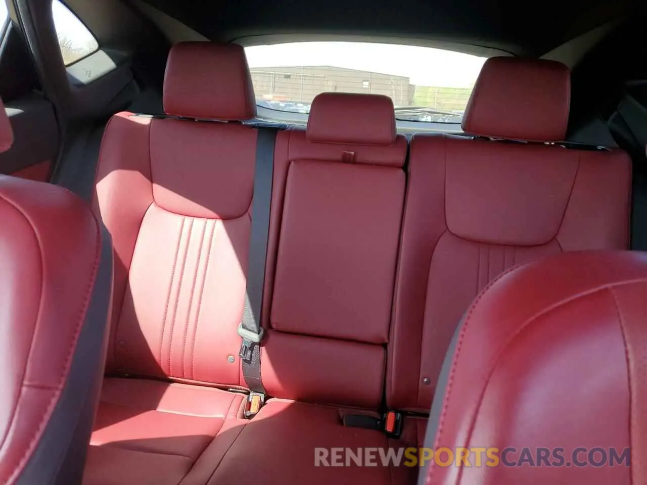 10 Photograph of a damaged car 2T2GGCEZ2NC011383 LEXUS NX 350 2022