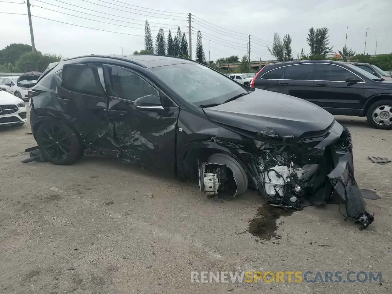 4 Photograph of a damaged car 2T2KGCEZ8NC014086 LEXUS NX 350 2022