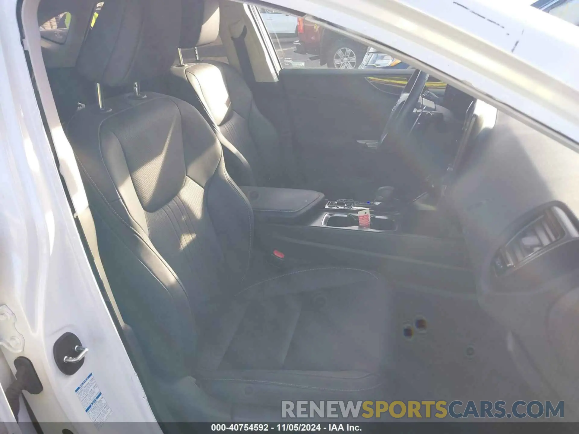 5 Photograph of a damaged car JTJGGCEZ5N5002949 LEXUS NX 350 2022