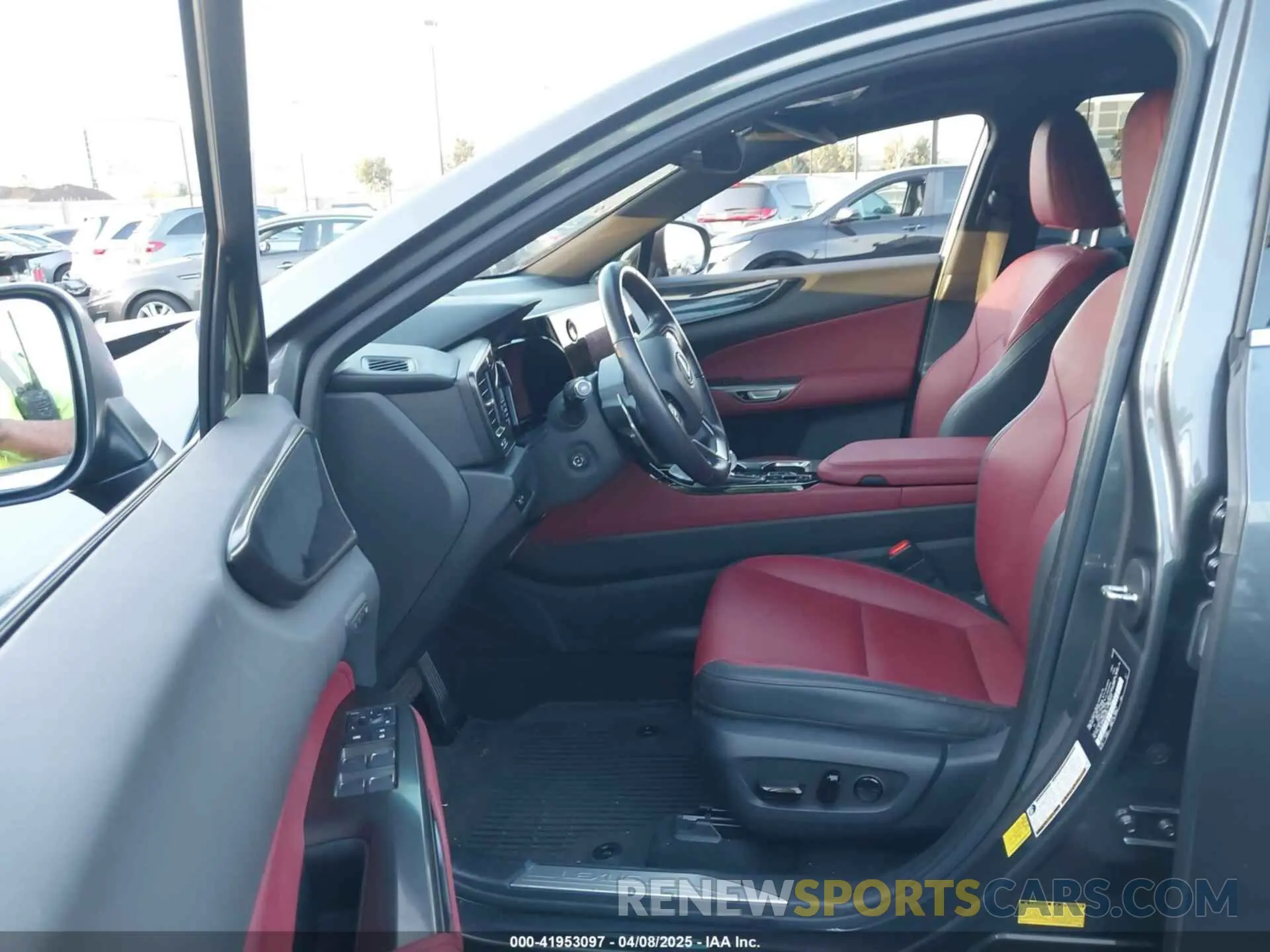 5 Photograph of a damaged car JTJGGCEZ5N5004331 LEXUS NX 350 2022