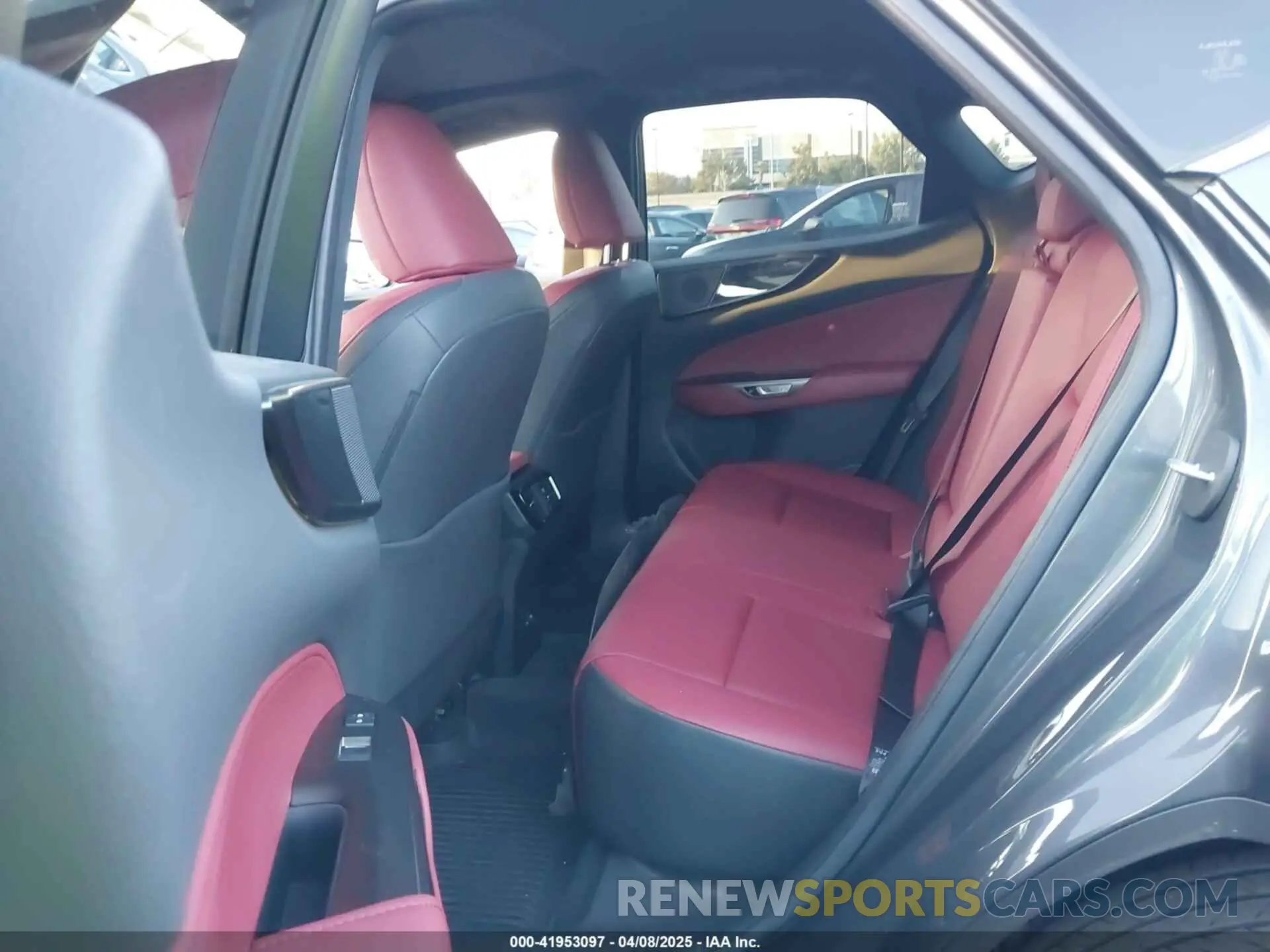 8 Photograph of a damaged car JTJGGCEZ5N5004331 LEXUS NX 350 2022